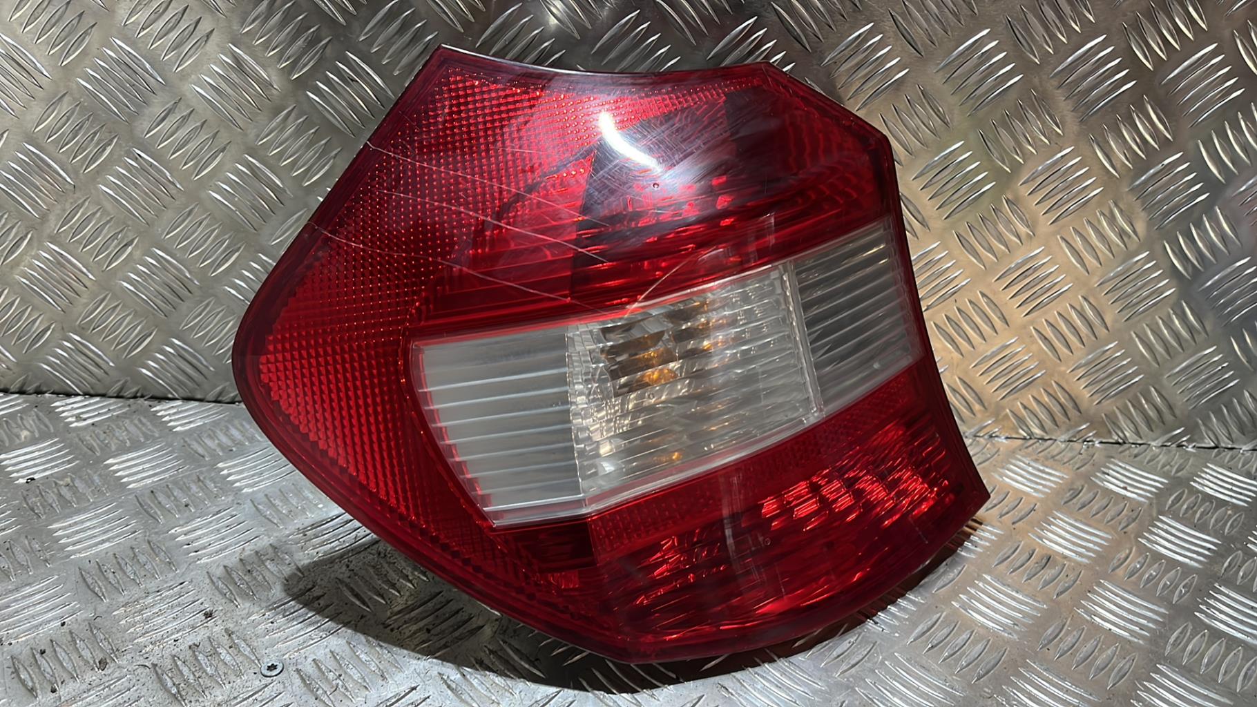 Fanale posteriore principale sinistro (luci) BMW SERIE 1 E87 PHASE 1 Diésel - 1