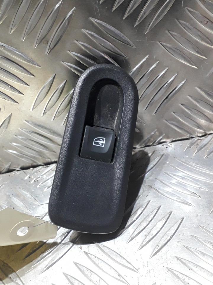 Interruttore lavacristalli anteriore sinistro DACIA DUSTER 1 PHASE 2 Diésel - 1