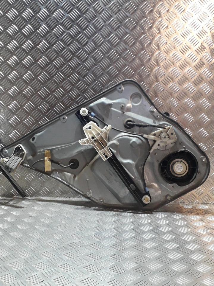 Alzacristalli manuale posteriore destro SEAT IBIZA 3 PHASE 1 Diésel - 1