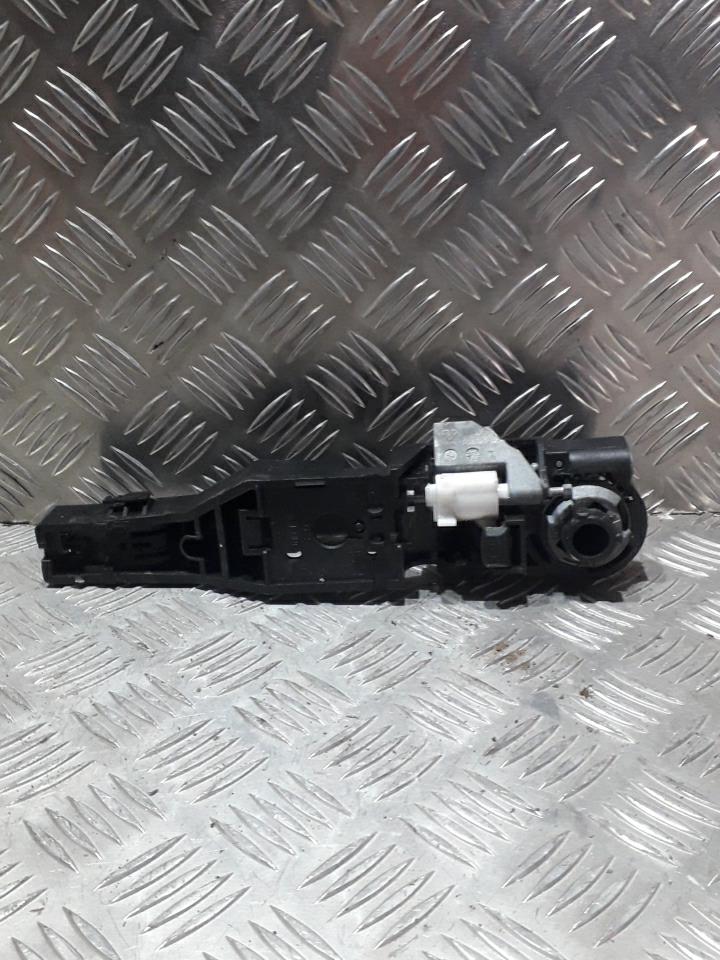 Maniglia portiera posteriore sinistra RENAULT CLIO 3 PHASE 1 Diésel - 1