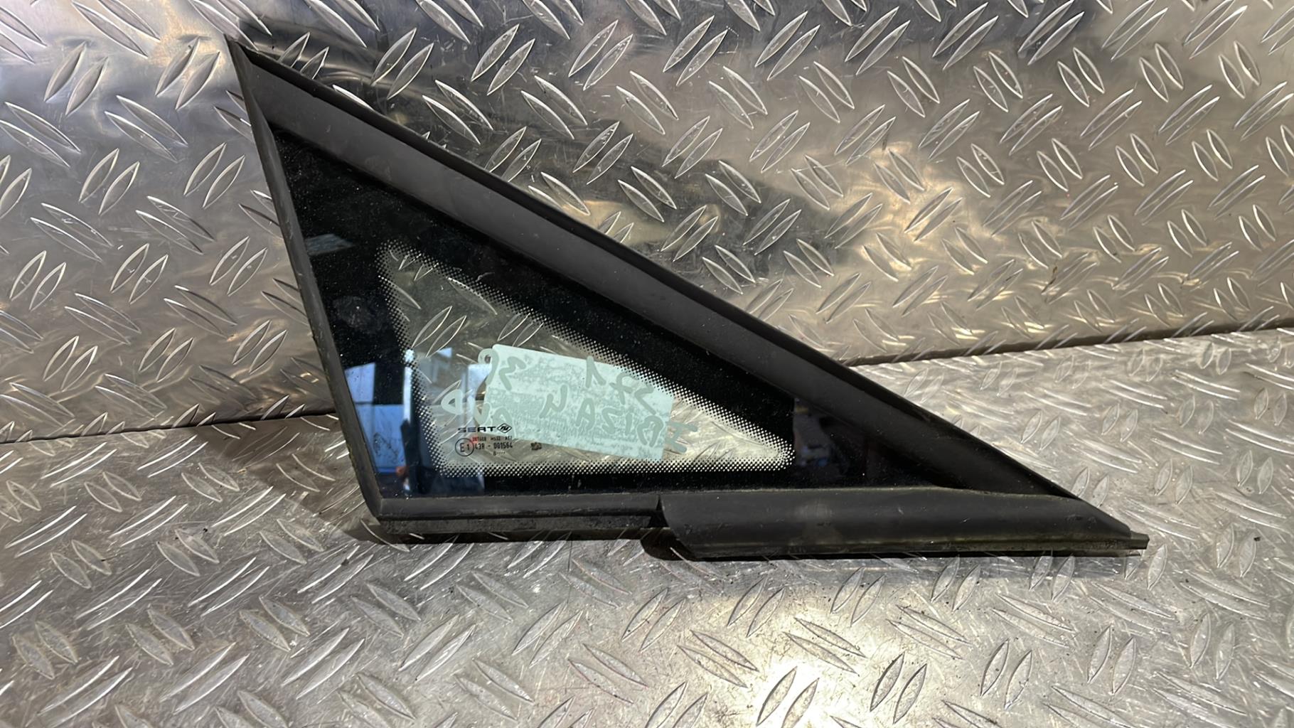 Custode avant droit SEAT IBIZA 4 PHASE 1 COUPE Diesel - 1