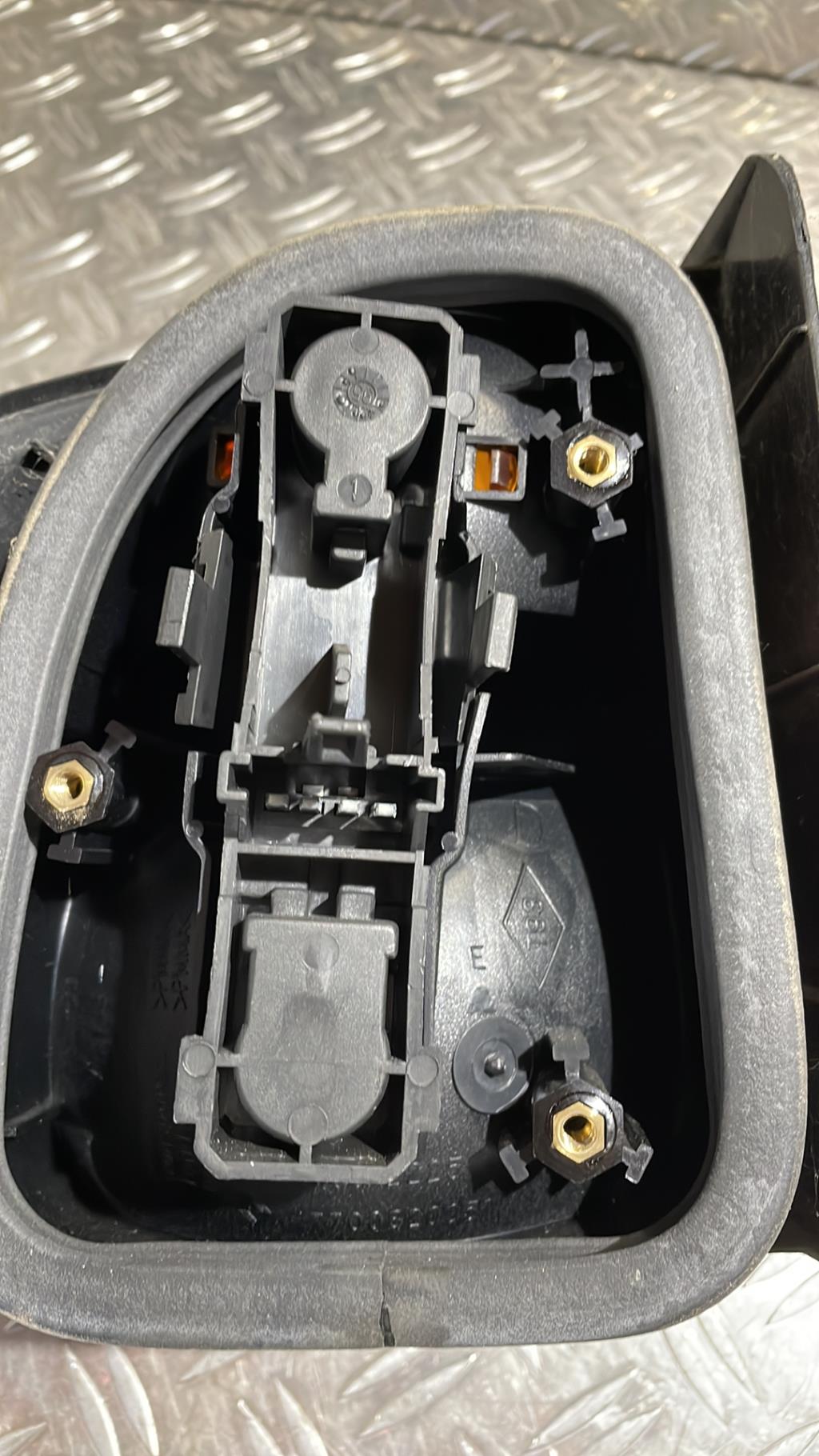 Fanale posteriore principale destro (luci) RENAULT LAGUNA 1 PHASE 1 Diésel - 1