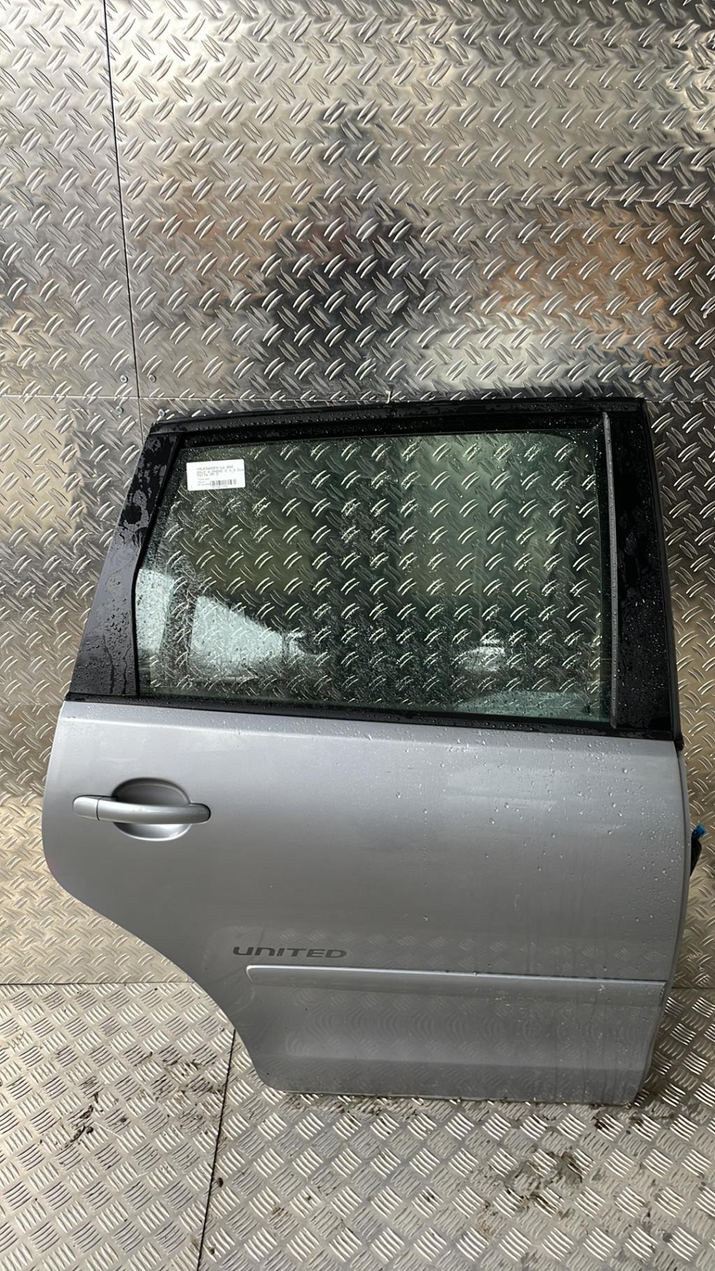 Portiera posteriore destra VOLKSWAGEN POLO 4 PHASE 2 Diésel - 1