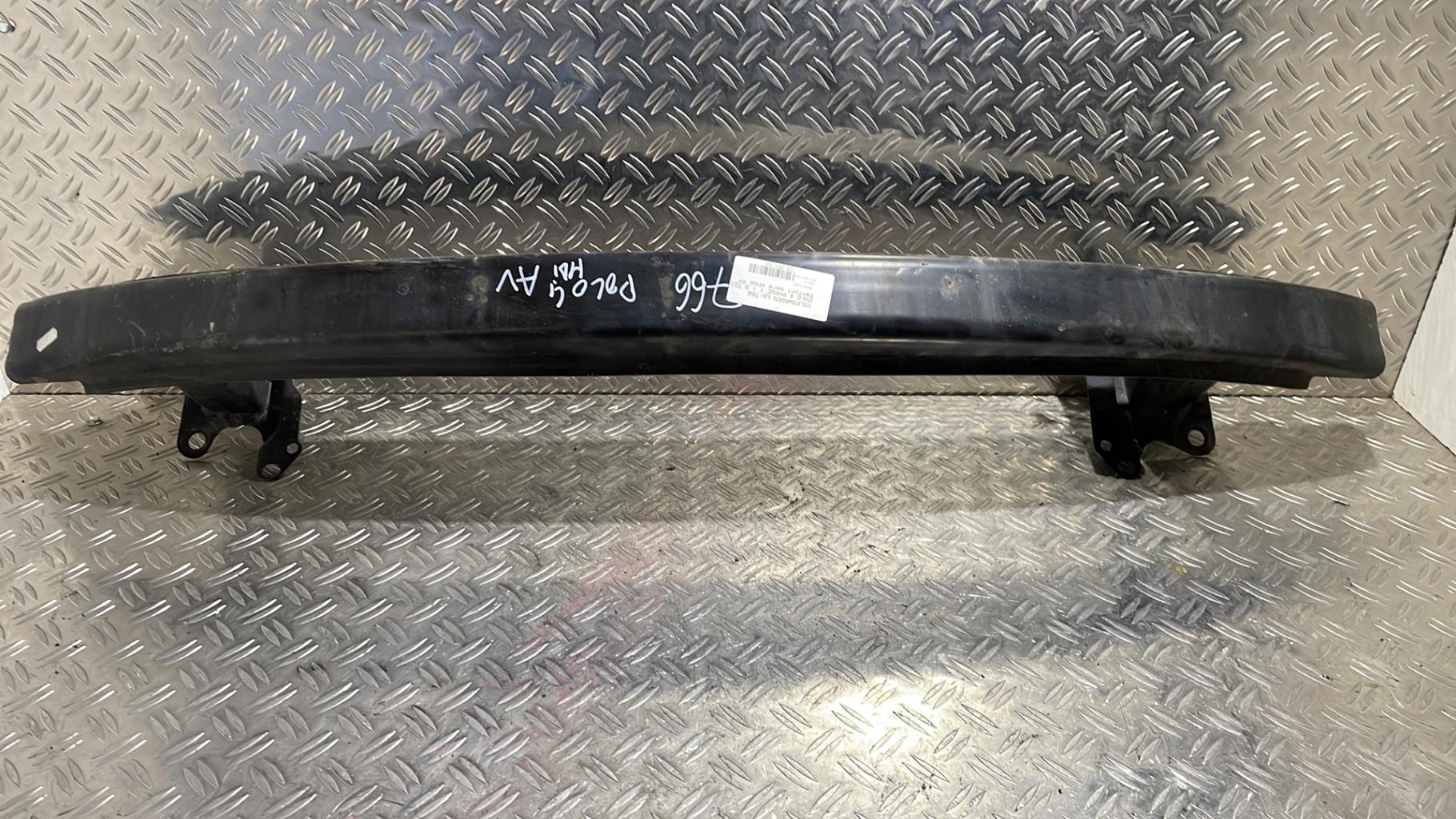 Traversa rinforzo paraurti anteriore VOLKSWAGEN POLO 4 PHASE 1 Diésel - 1