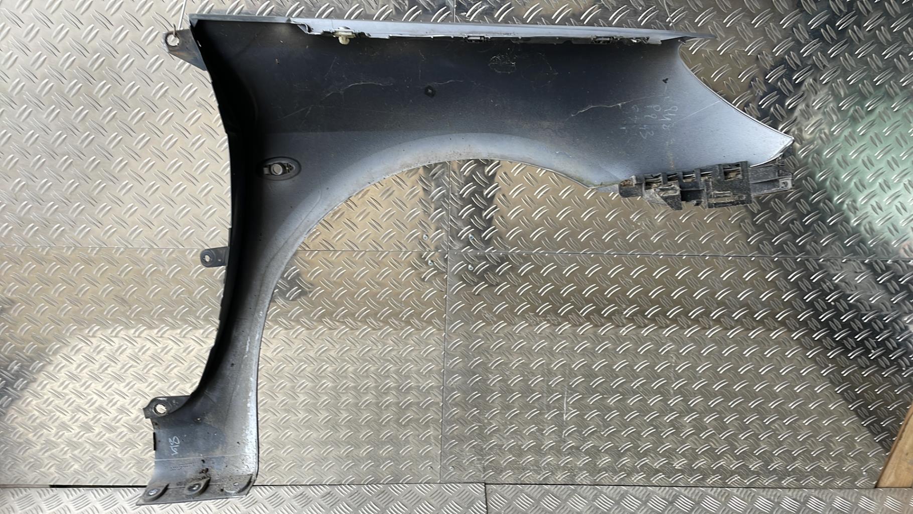 Parafango anteriore sinistro PEUGEOT 307 PHASE 1 BREAK Diésel - 1