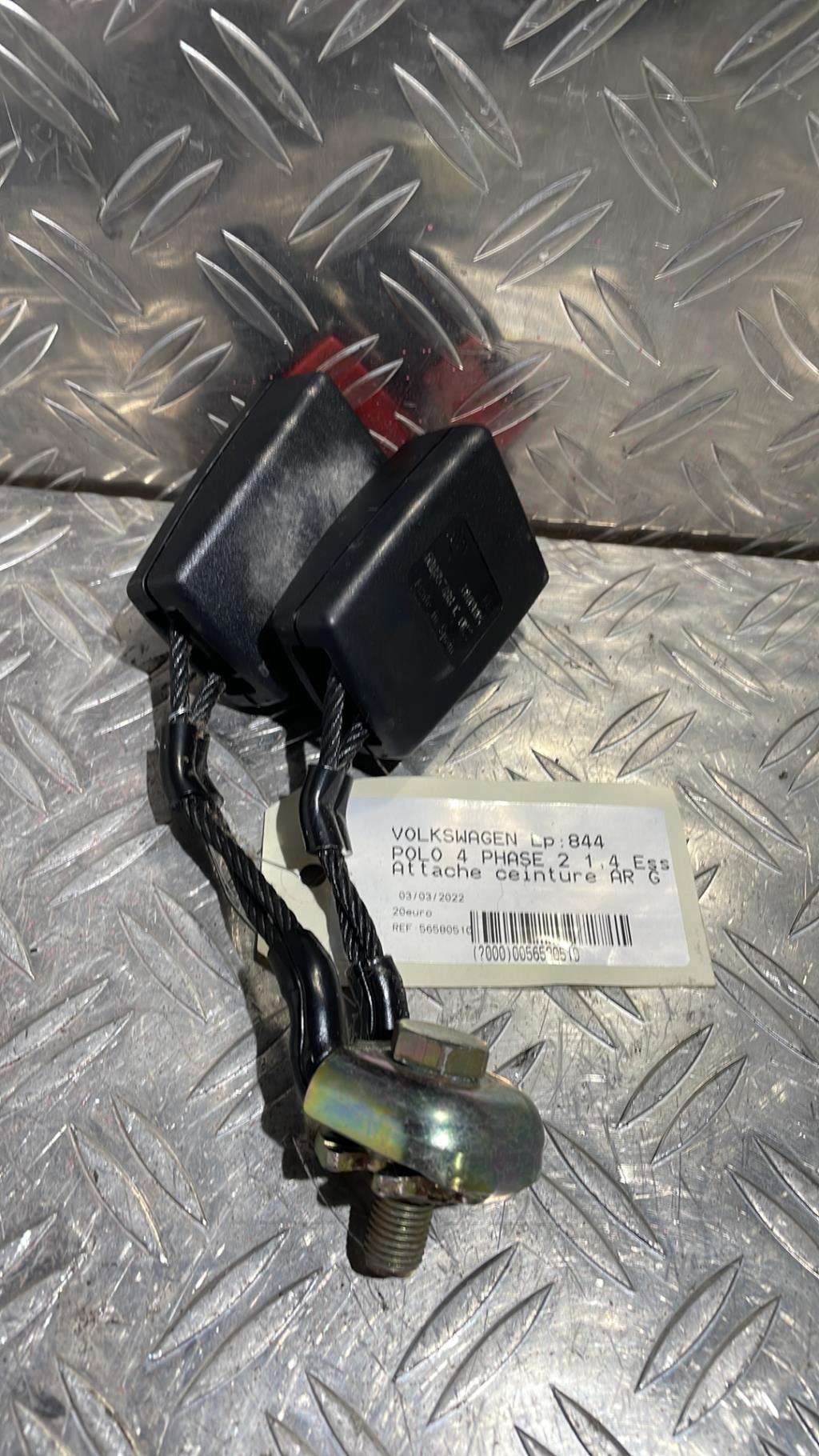 Aggancio cintura sicurezza posteriore sinistro VOLKSWAGEN POLO 4 PHASE 2 Gasolina - 1