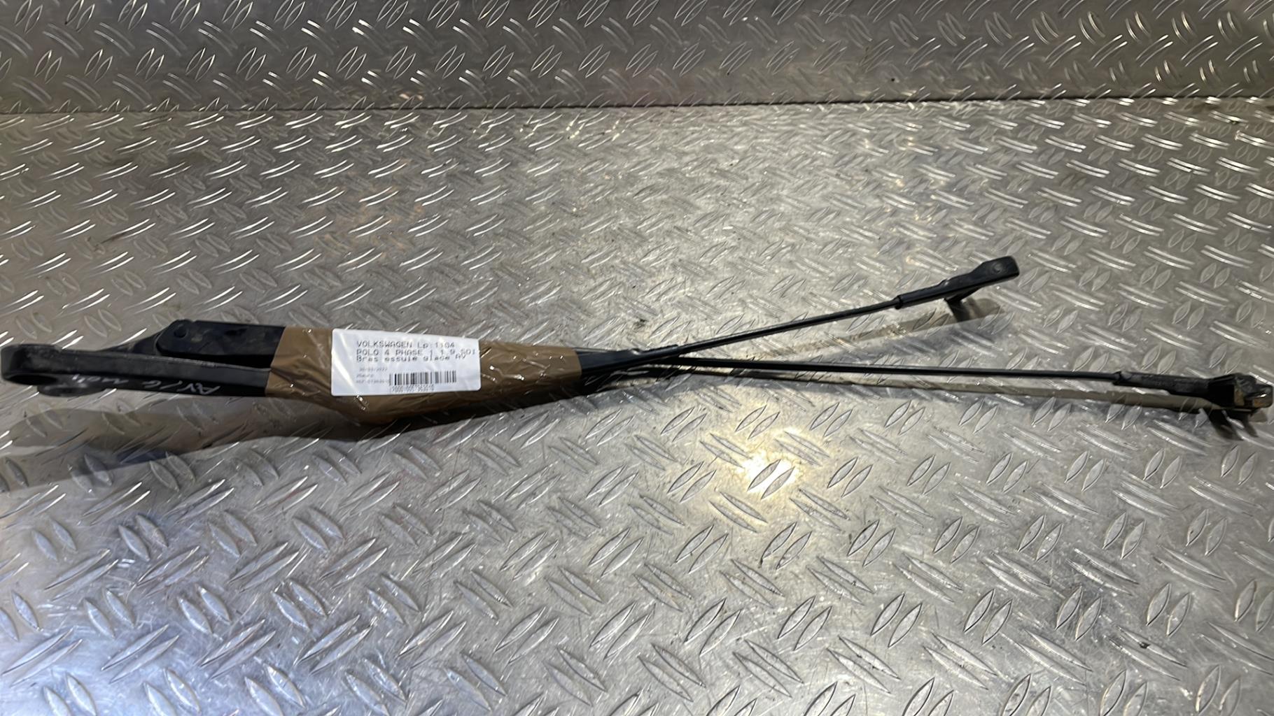 Braccio tergicristallo anteriore VOLKSWAGEN POLO 4 PHASE 1 Diésel - 1
