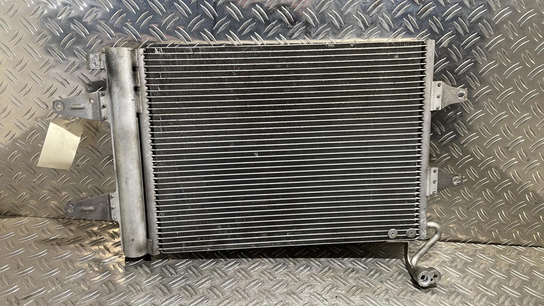 Radiatore clima VOLKSWAGEN POLO 4 PHASE 1 Diésel - 1