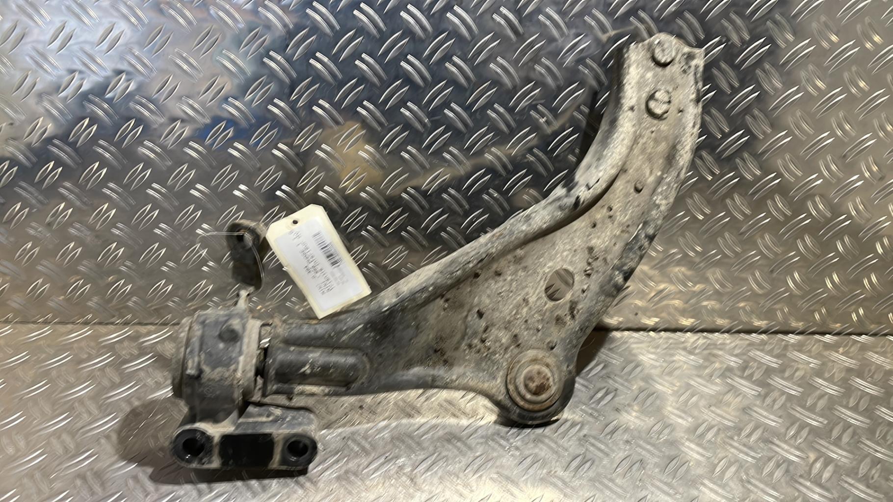 Triangolo inferiore anteriore destro MINI MINI 2 R56 PHASE 1 Diésel - 1