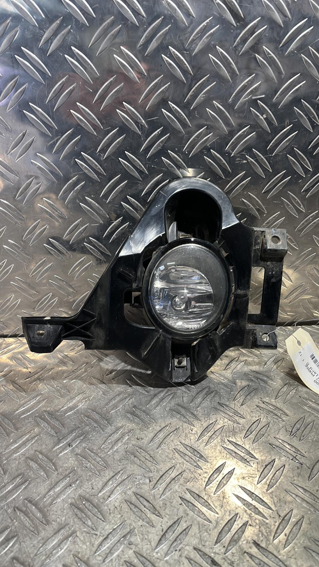 Fendinebbia destro (luci) BMW SERIE 1 E87 PHASE 1 Diésel - 1