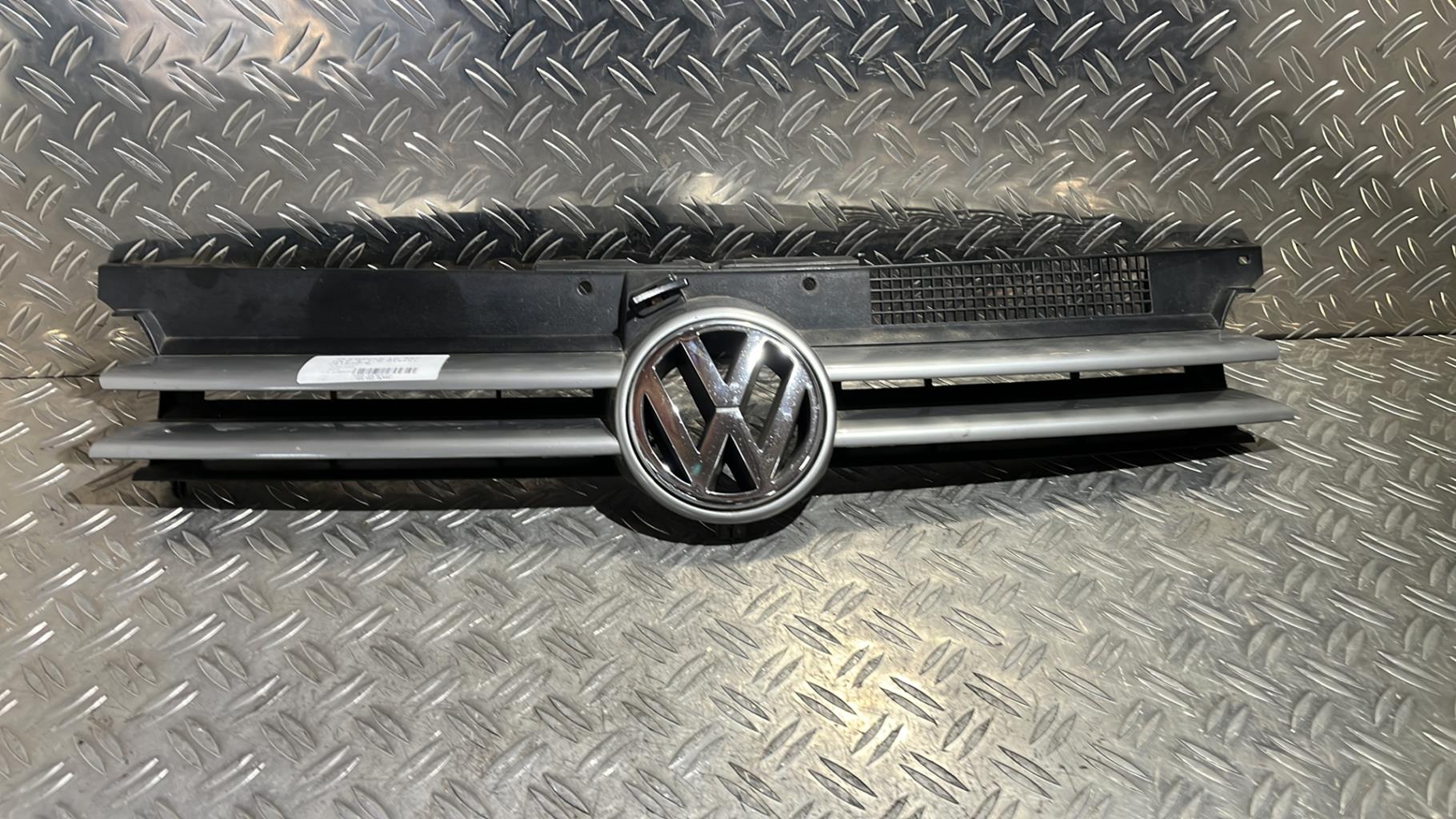 Calandre VOLKSWAGEN GOLF 4 Diesel - 1