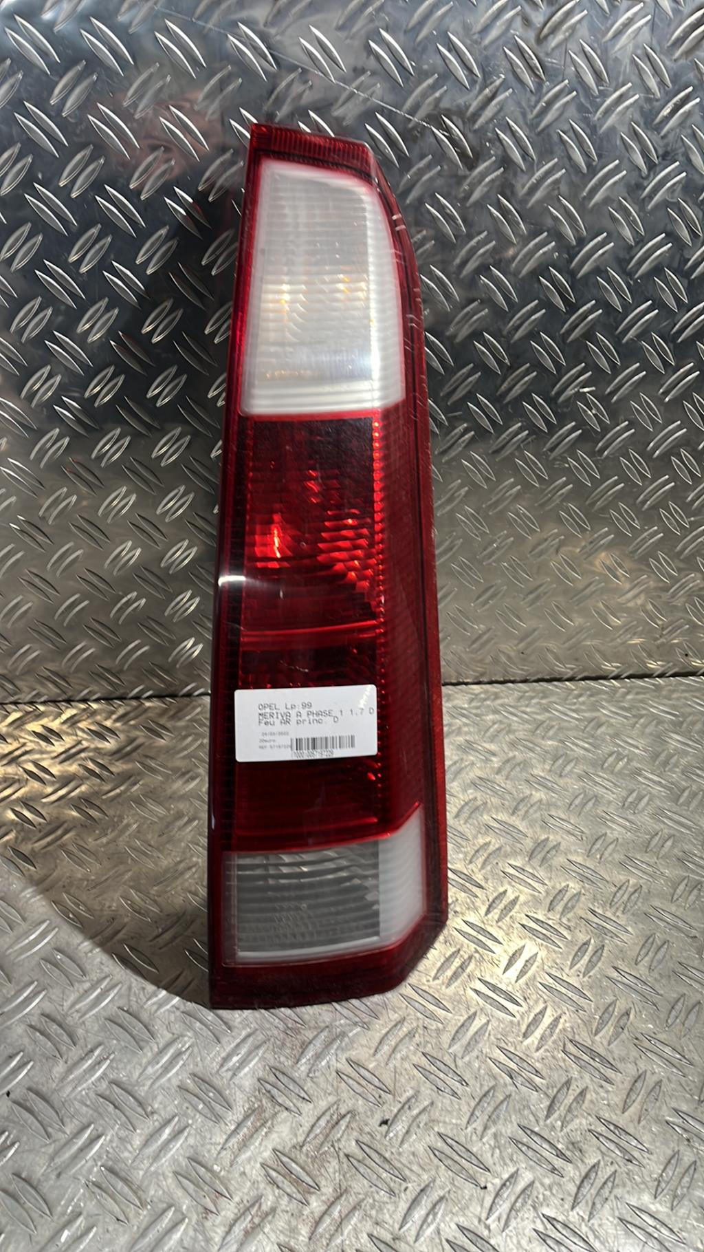 Fanale posteriore principale destro (luci) OPEL MERIVA A PHASE 1 Diésel - 1