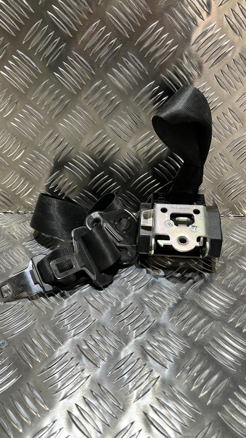 Cintura di sicurezza posteriore sinistra terza fila PEUGEOT 308 1 SW PHASE 1 BREAK Diésel - 1