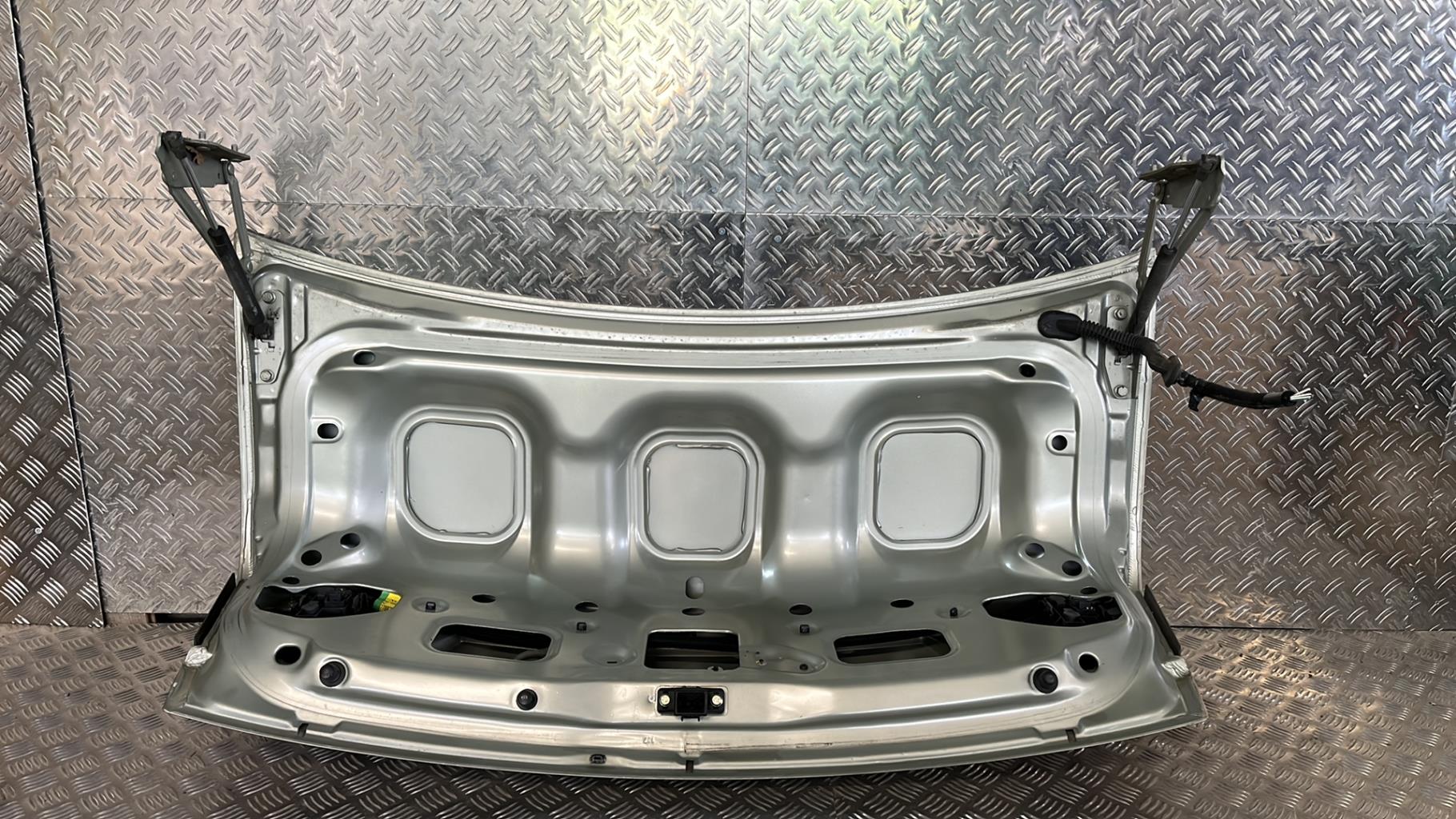 Portabagagli/Portellone posteriore RENAULT MEGANE 1 PHASE 2 Gasolina - 1