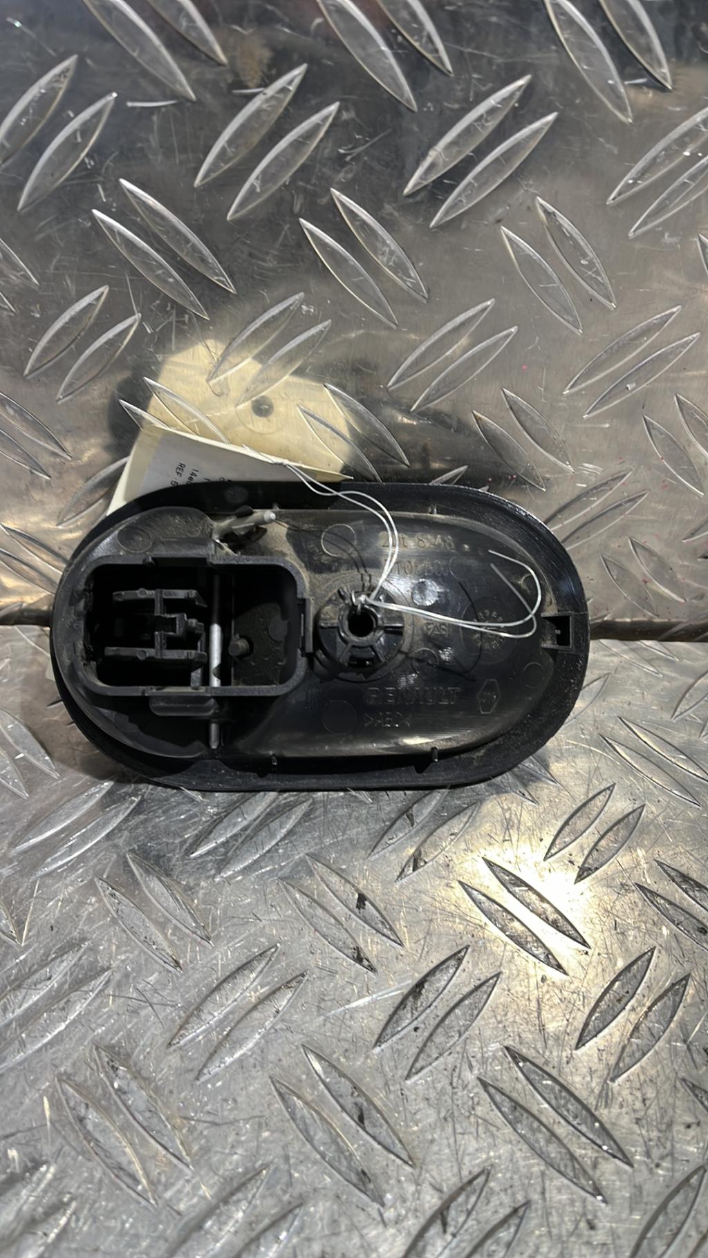Maniglia interna posteriore destra RENAULT CLIO 3 PHASE 2 Diésel - 1