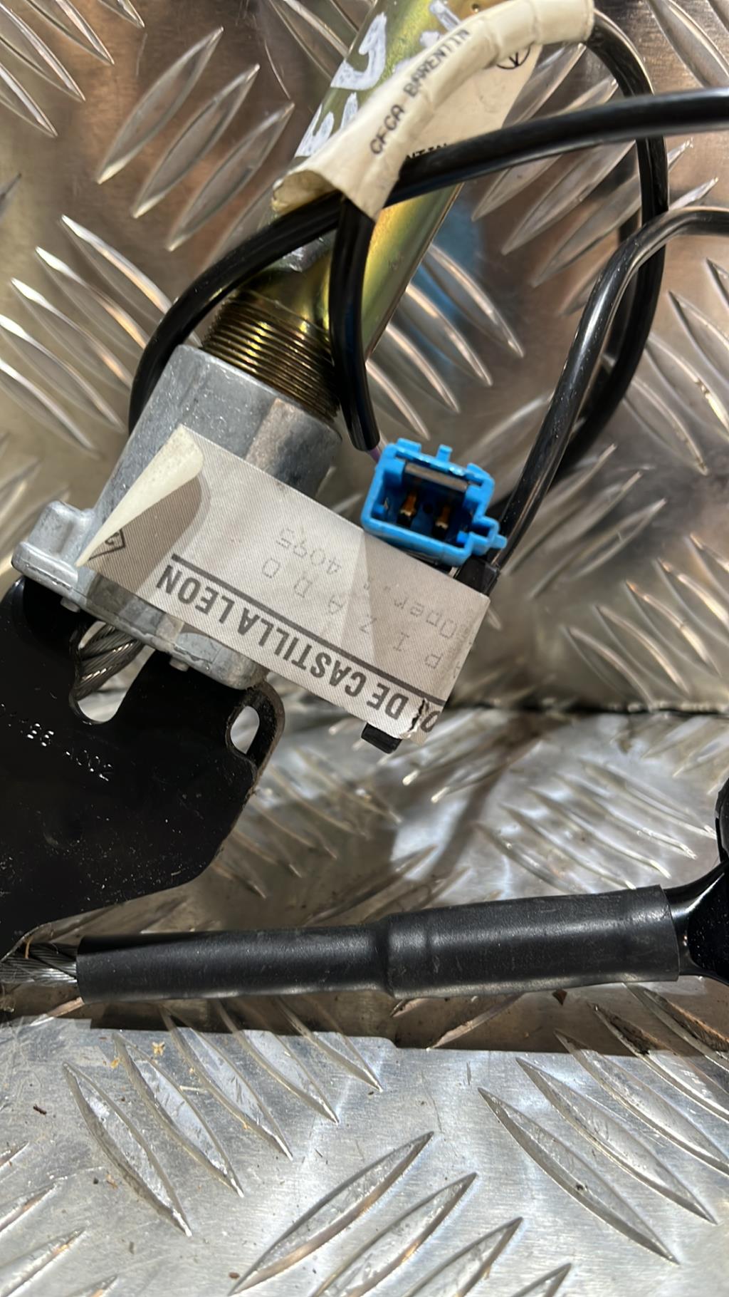 Aggancio cintura sicurezza anteriore destro RENAULT MEGANE 1 PHASE 2 Gasolina - 1