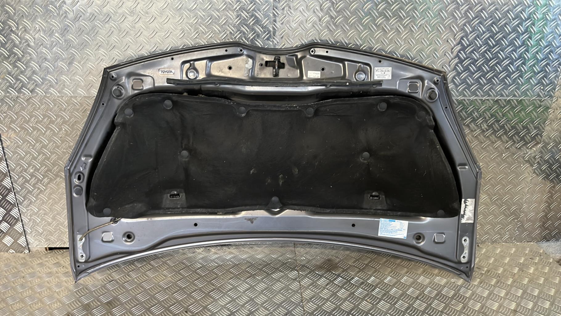 Capot TOYOTA COROLLA VERSO 2 PHASE 2 Diesel - 1
