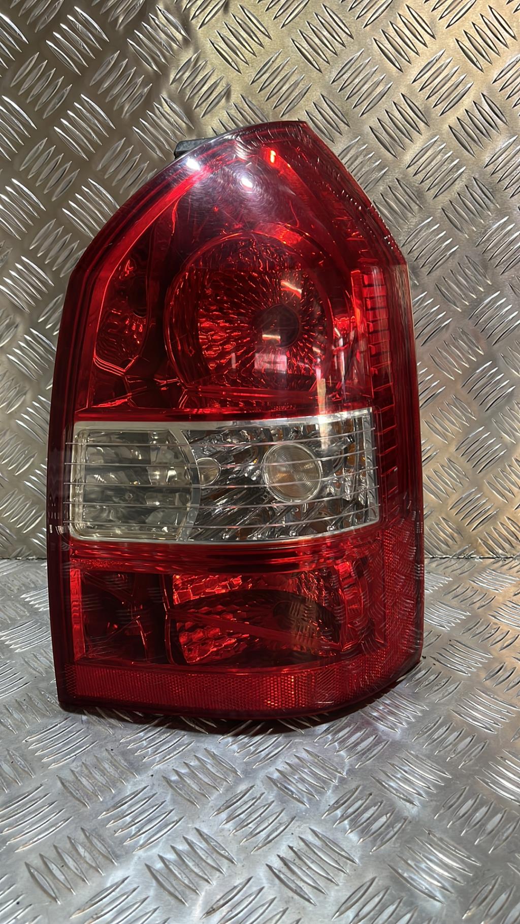 Fanale posteriore principale destro (luci) HYUNDAI TUCSON 1 Diésel - 1