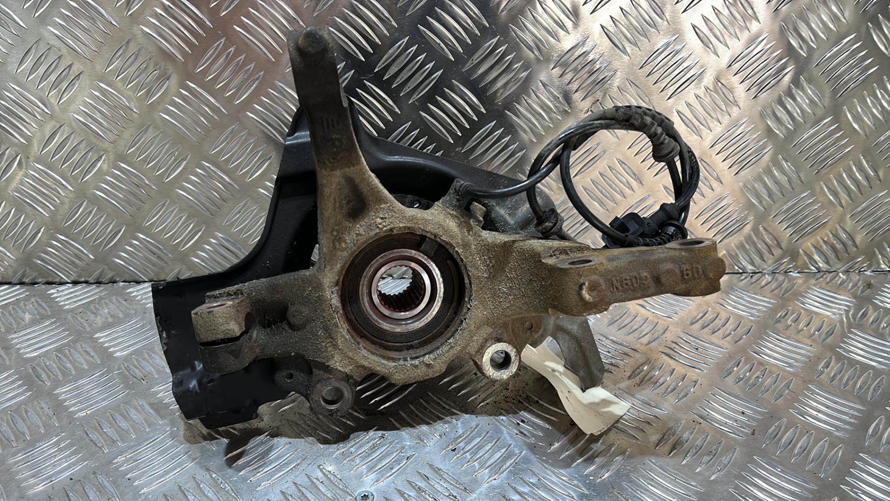 Mozzo anteriore sinistro FIAT PUNTO EVO 3 Diésel - 1