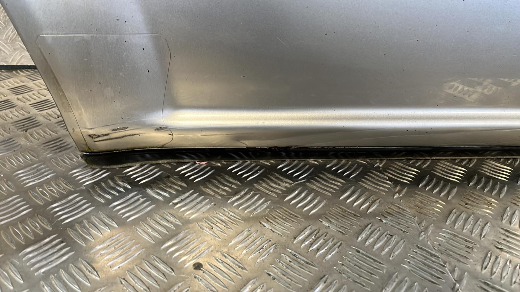 Portiera posteriore destra NISSAN X-TRAIL 1 PHASE 2 Diésel - 1