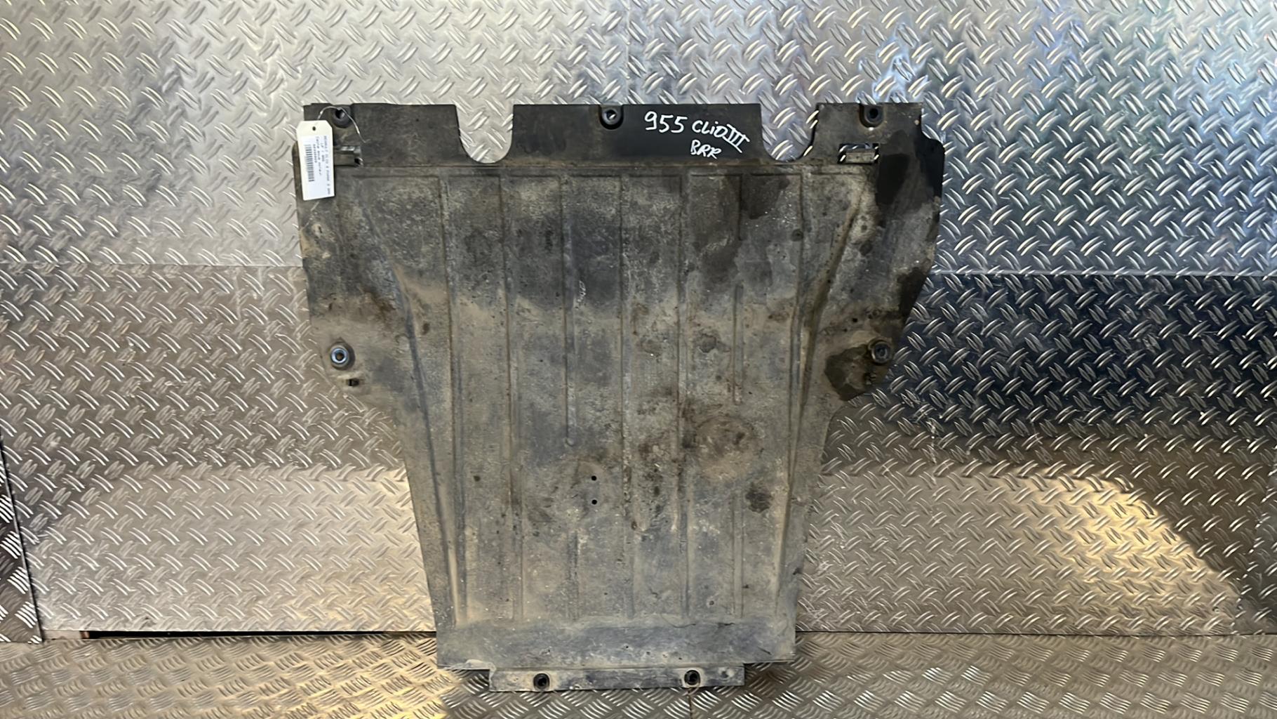 Cache sous moteur RENAULT CLIO 3 PHASE 2 BREAK Diesel - 1