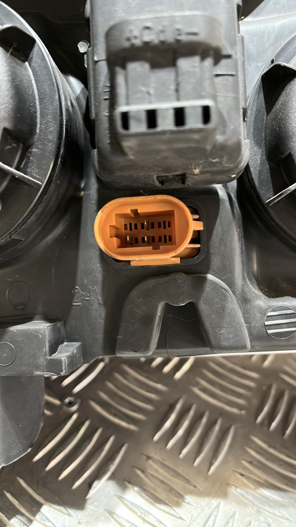 Fanale posteriore principale sinistro (luci) RENAULT SCENIC 1 PHASE 2 Diésel - 1