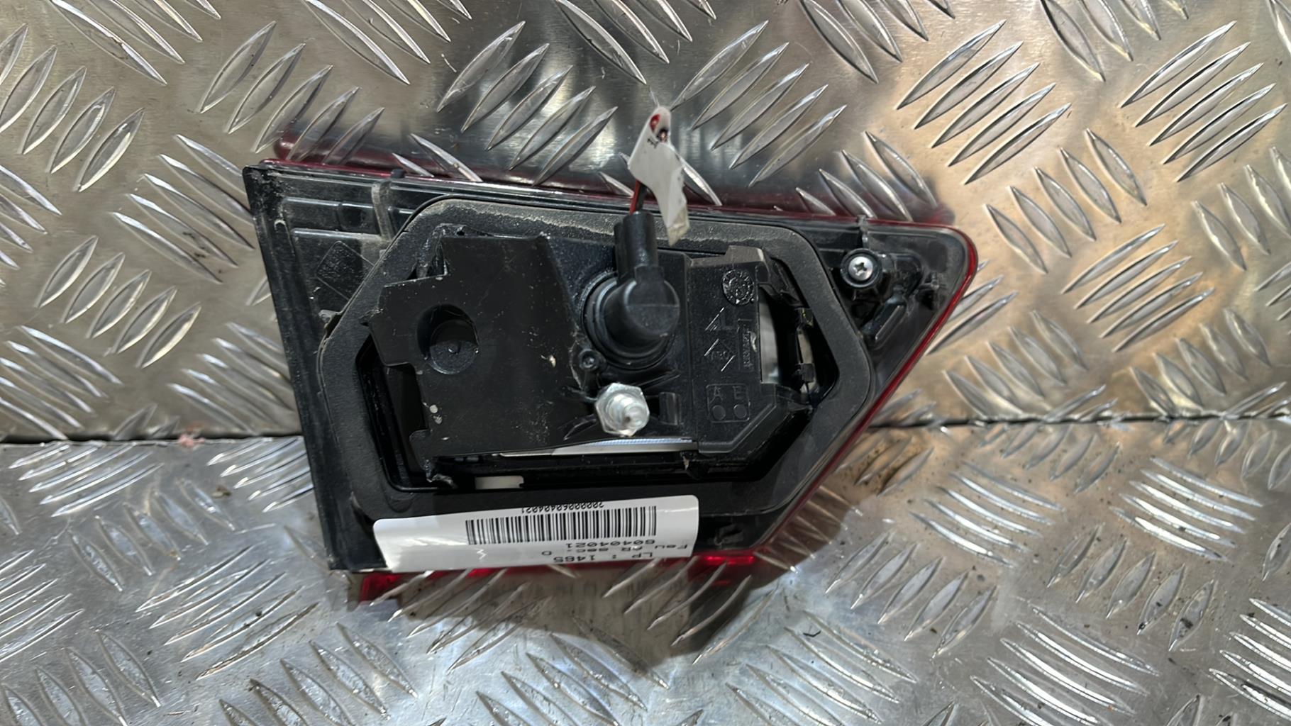 Feu arriere secondaire droit (feux) RENAULT CLIO 4 PHASE 1 Diesel - 1