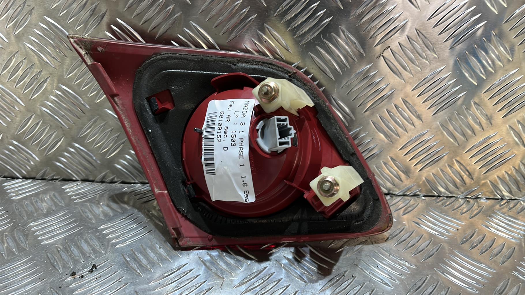Feu arriere secondaire droit (feux) MAZDA 3 1 PHASE 1 Essence - 1
