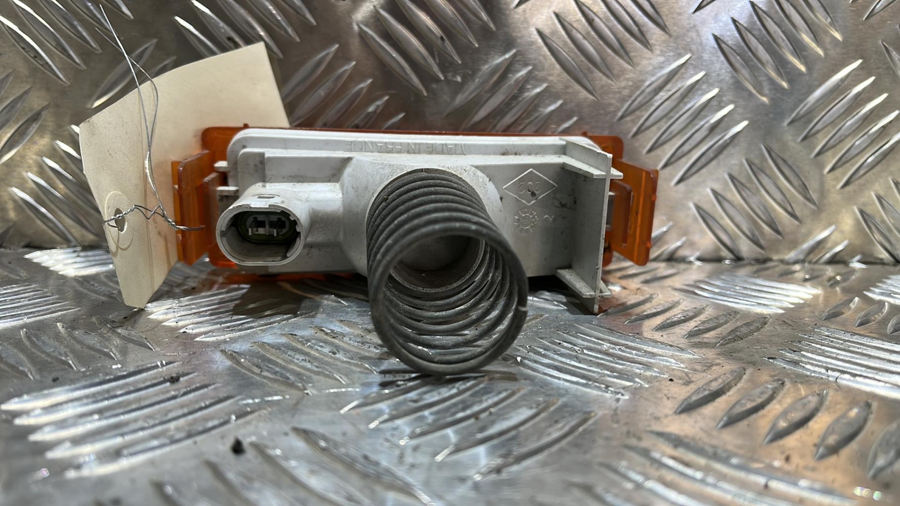 Ripetitore lampeggiante anteriore destro (Luci) RENAULT EXPRESS PHASE 2 Diésel - 1