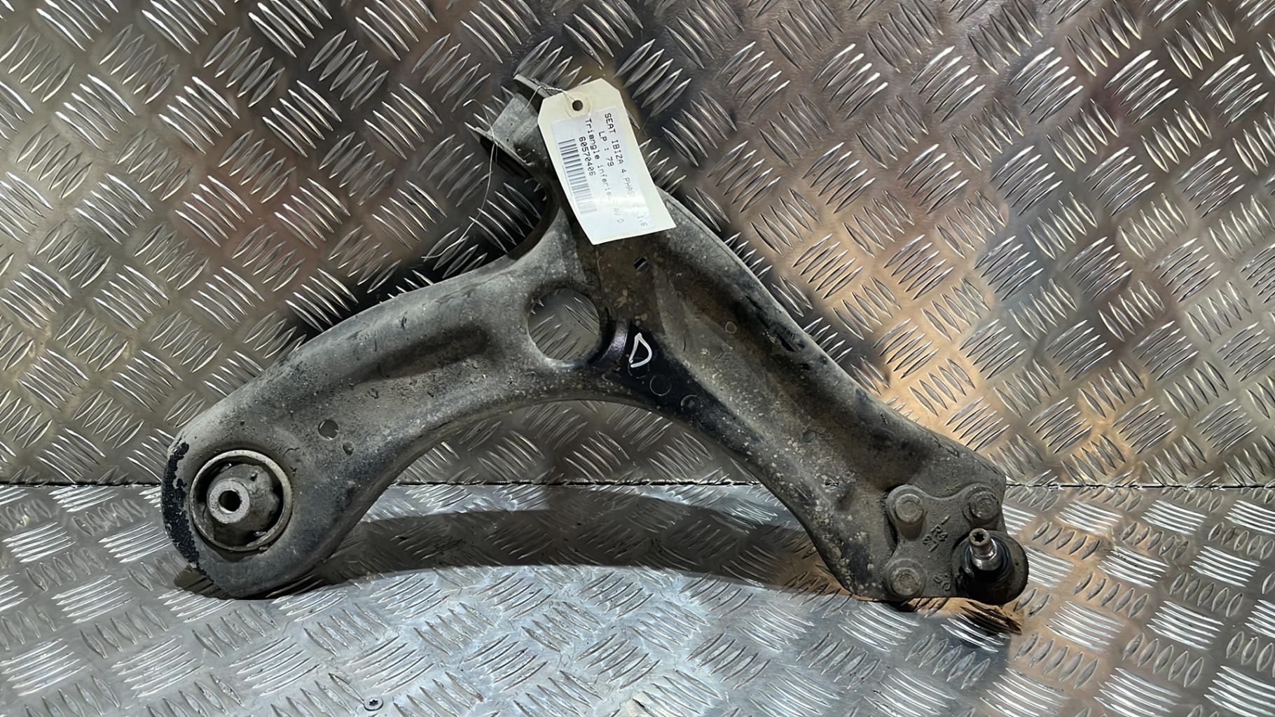 Triangolo inferiore anteriore destro SEAT IBIZA 4 PHASE 2 Diésel - 1