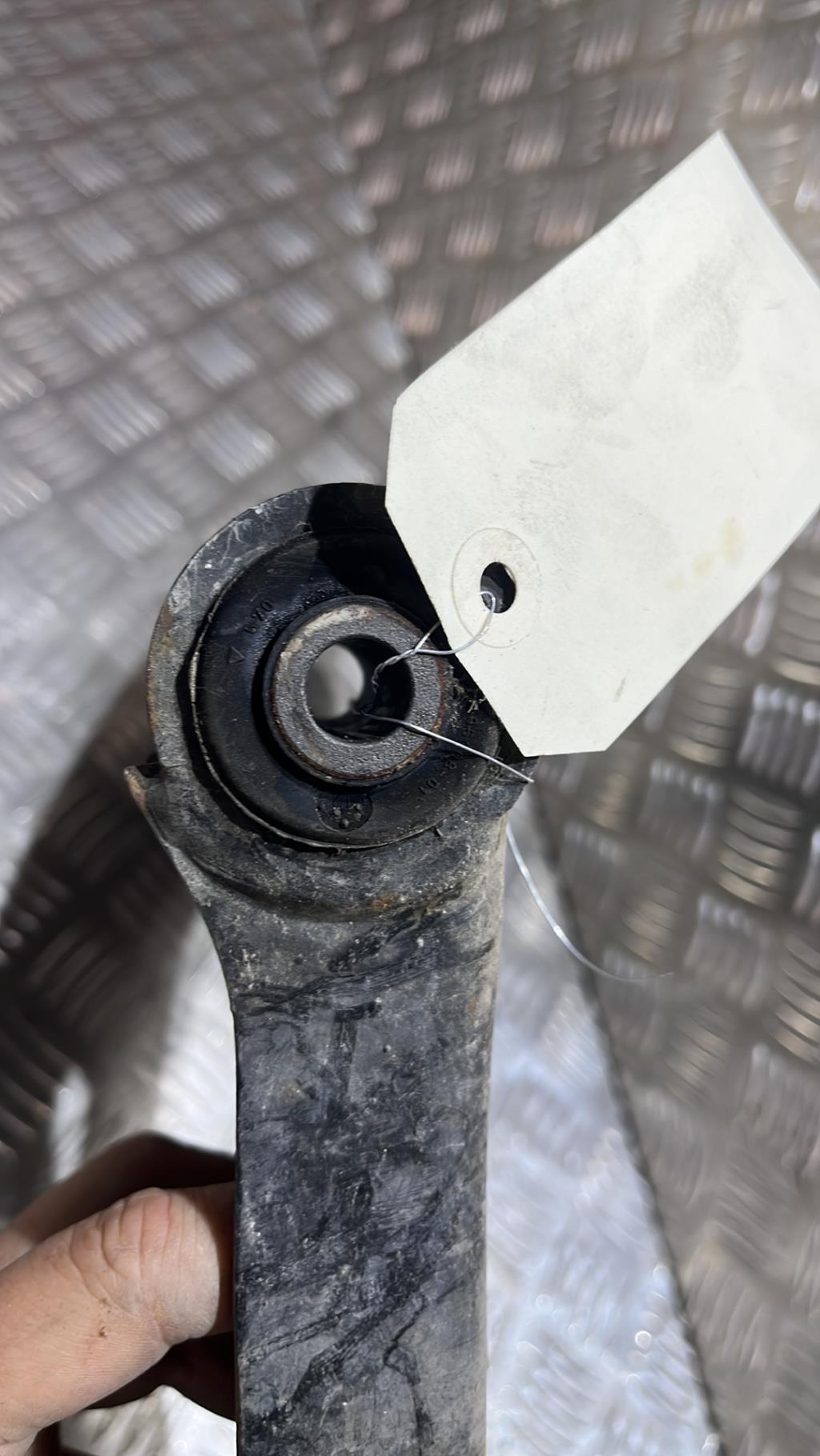 Triangolo inferiore anteriore sinistro SEAT IBIZA 4 PHASE 2 Diésel - 1