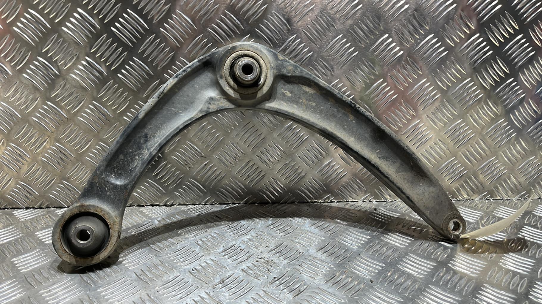 Triangolo inferiore anteriore sinistro CITROEN C4 PICASSO 1 Diésel - 1