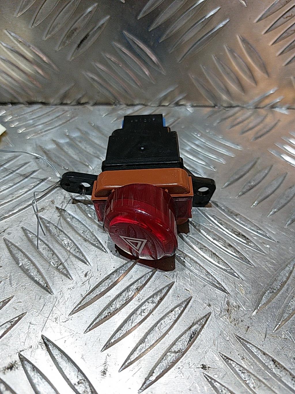 Bouton de warning HONDA CIVIC 8 PHASE 1 Diesel - 1