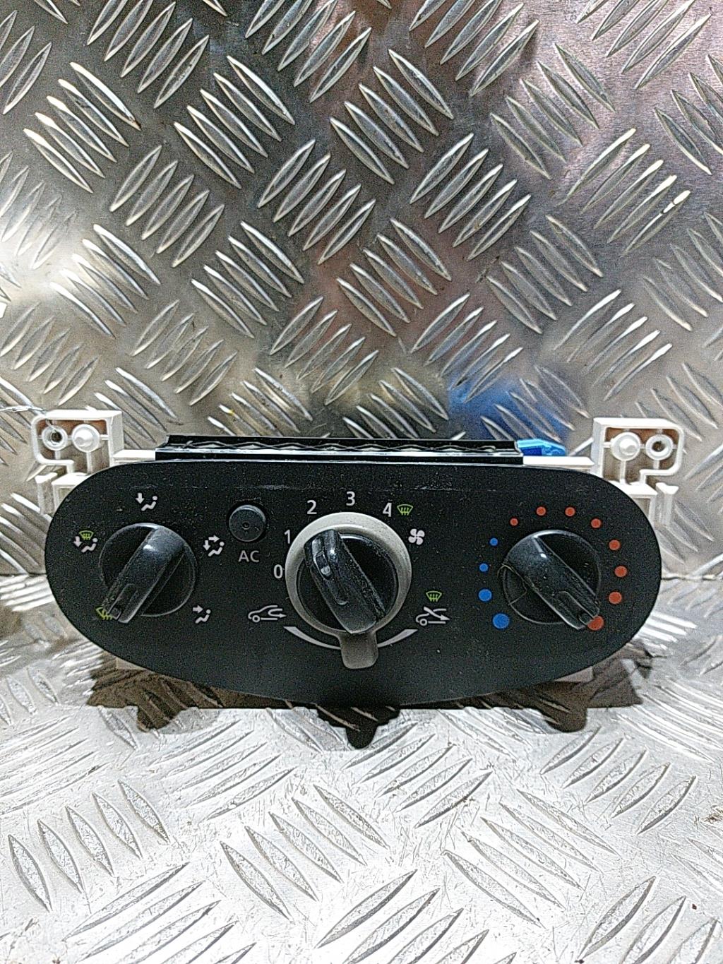 Commande chauffage DACIA DUSTER 1 PHASE 1 Diesel - 1