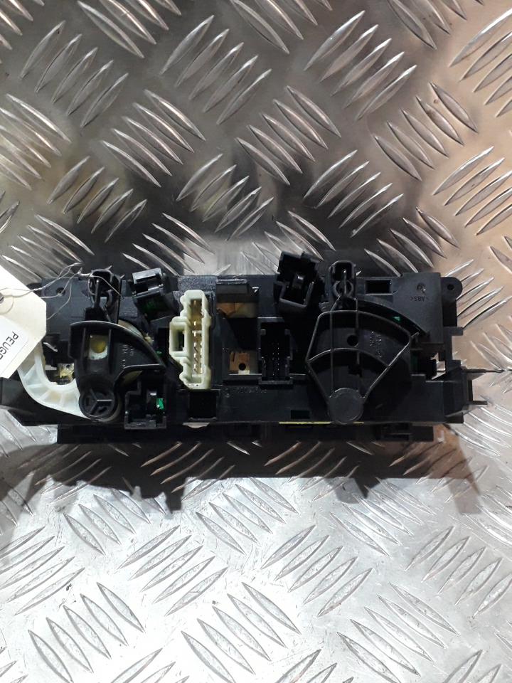 Commande chauffage PEUGEOT 207 PHASE 1 Diesel - 1