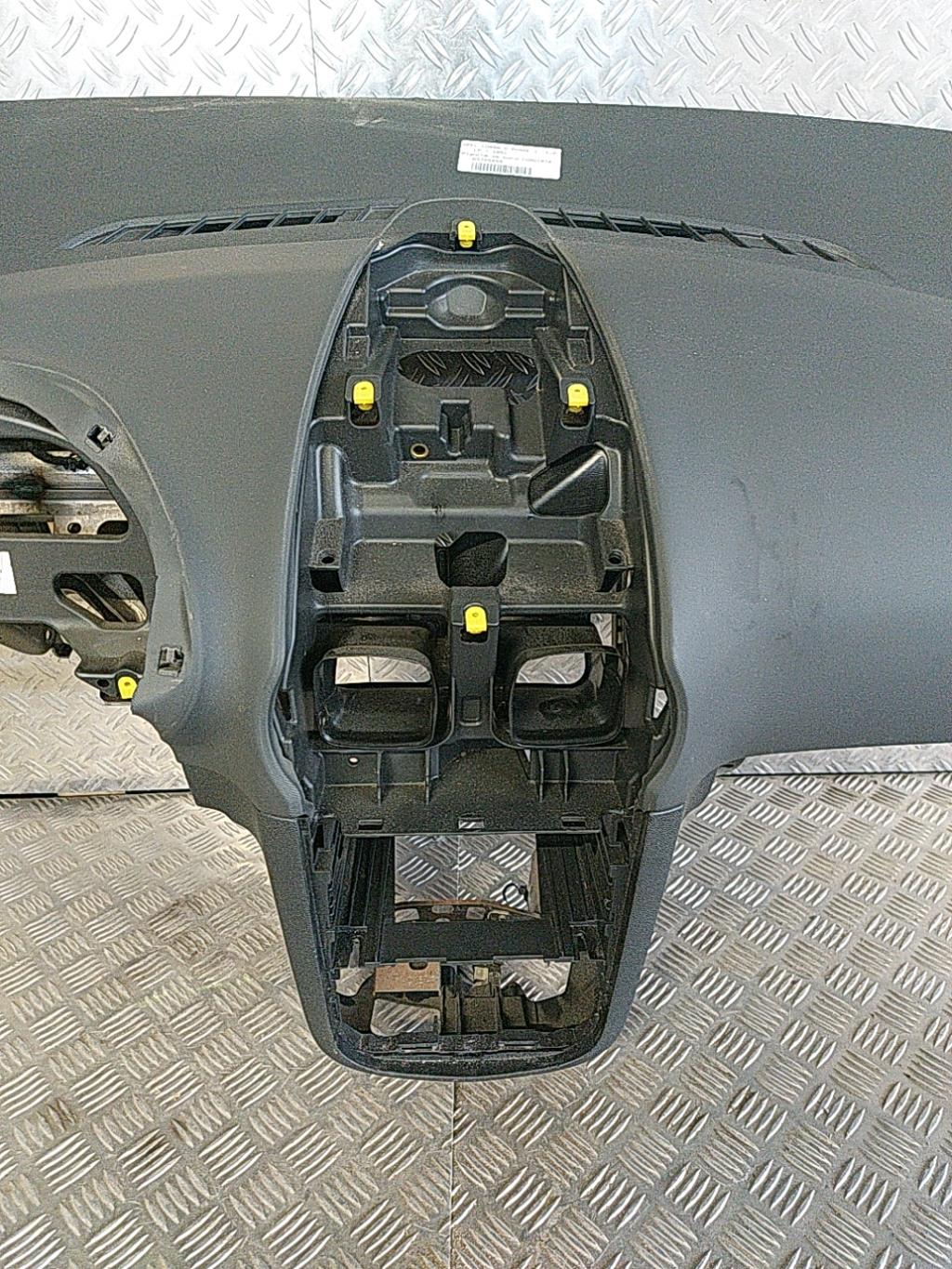 Planche de bord complete OPEL CORSA D PHASE 1 Diesel - 1