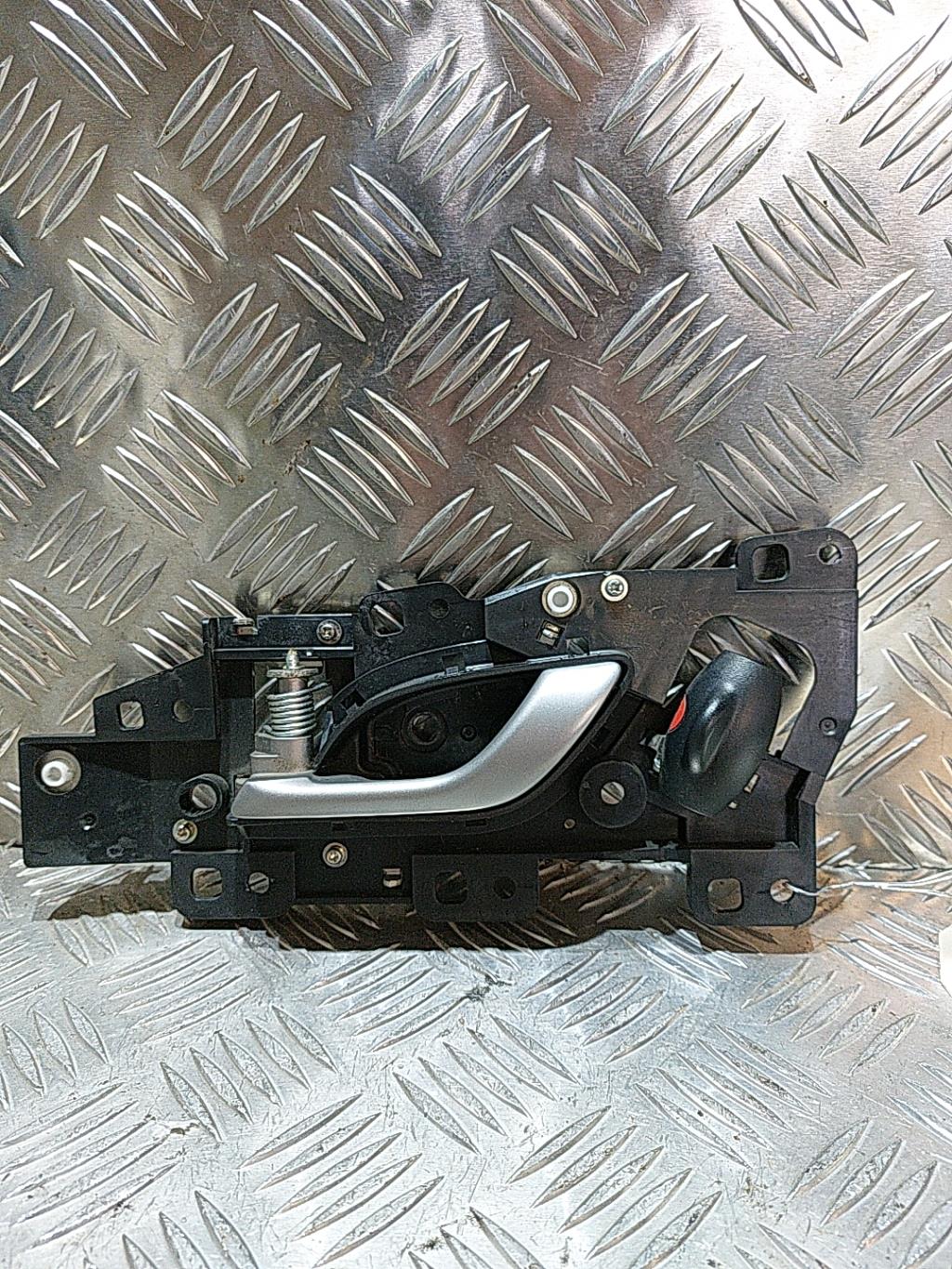 Maniglia interna anteriore sinistra HONDA CIVIC 8 PHASE 1 Diésel - 1
