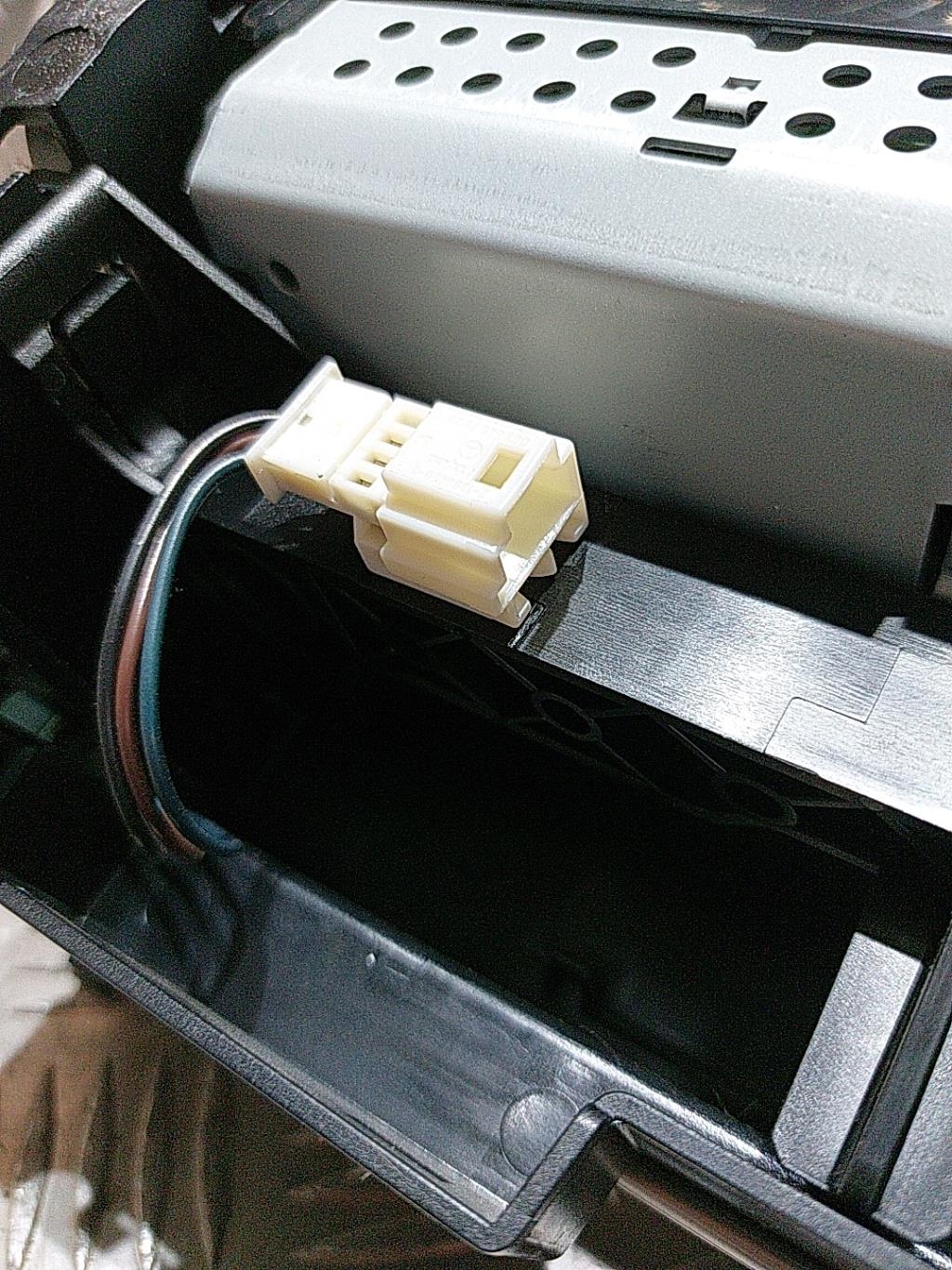 Monitor display MERCEDES CLASSE C 204 PHASE 1 Diésel - 1