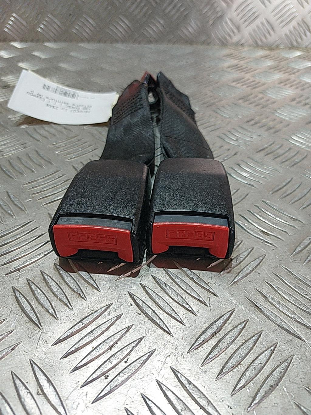 Aggancio cintura sicurezza posteriore sinistro PEUGEOT 106 PHASE 1 Gasolina - 1