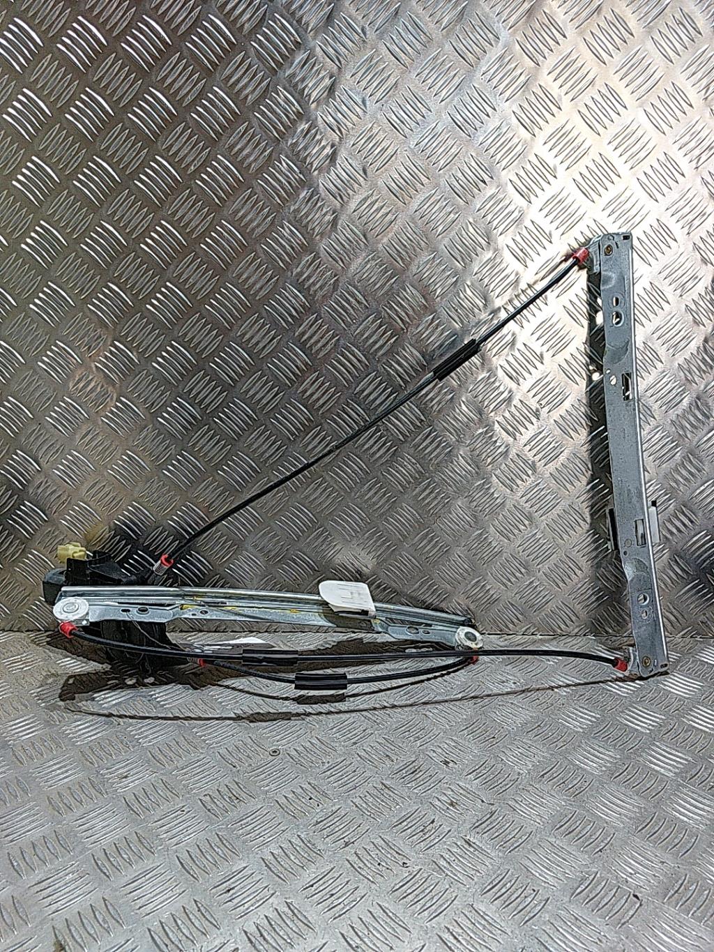 Alzacristalli elettrico anteriore destro FORD FIESTA 6 PHASE 1 Gasolina - 1