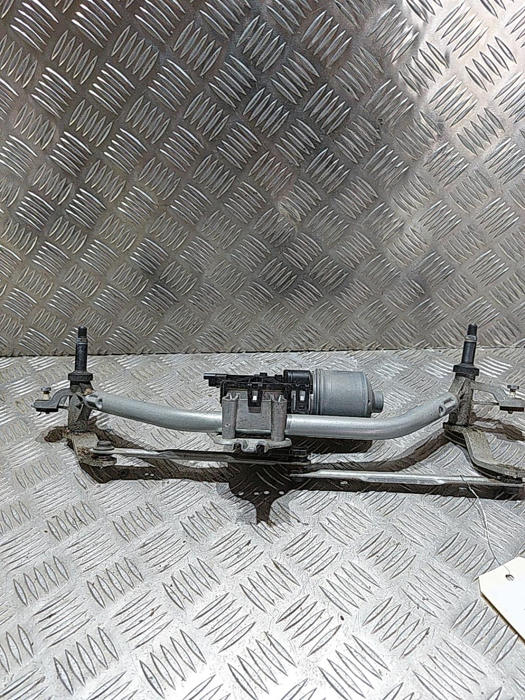 Motore tergicristallo anteriore PEUGEOT 208 1 PHASE 1 Gasolina - 1