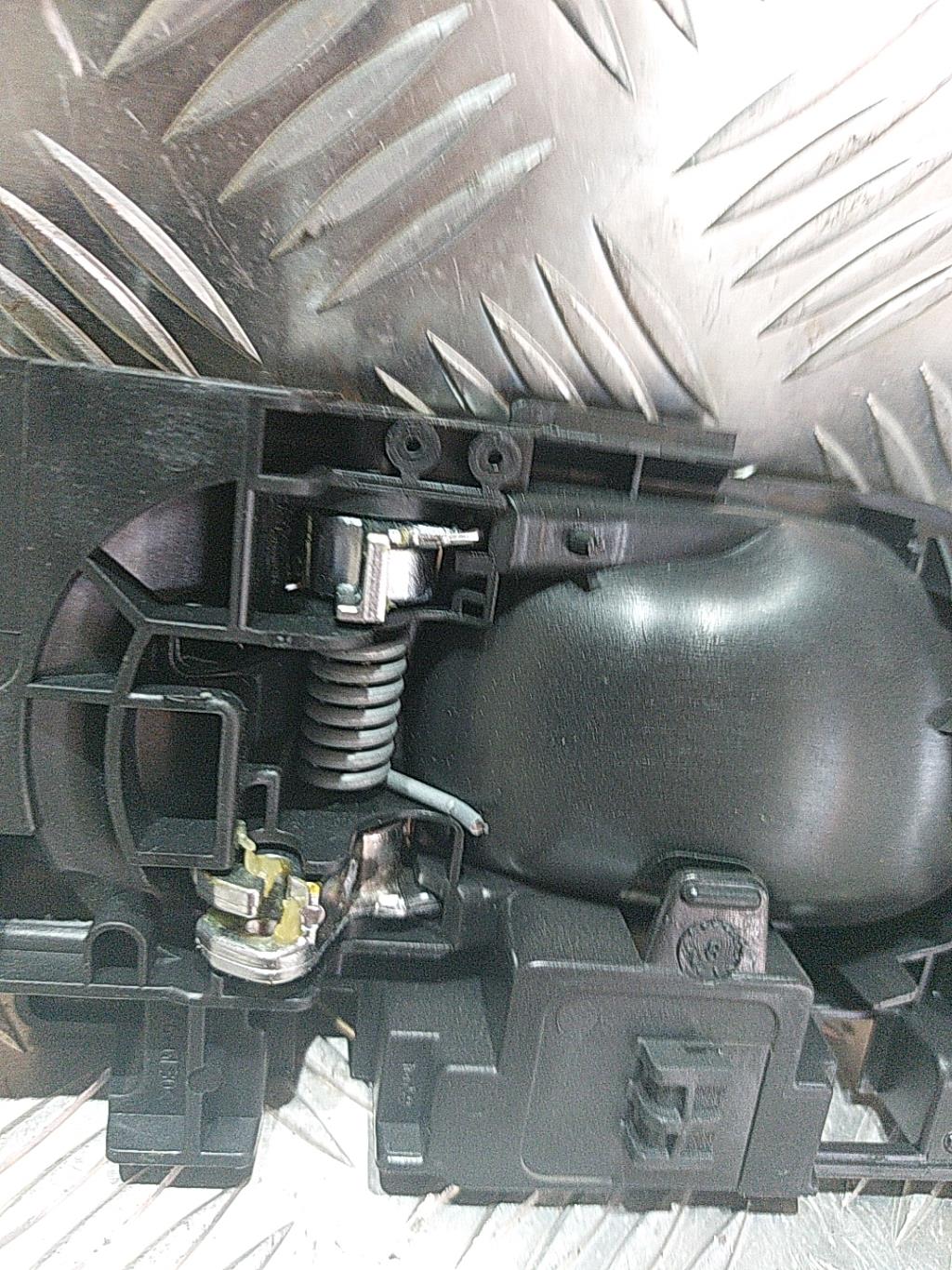 Maniglia interna posteriore destra CITROEN C3 3 SOCIETE PHASE 1 Diésel - 1