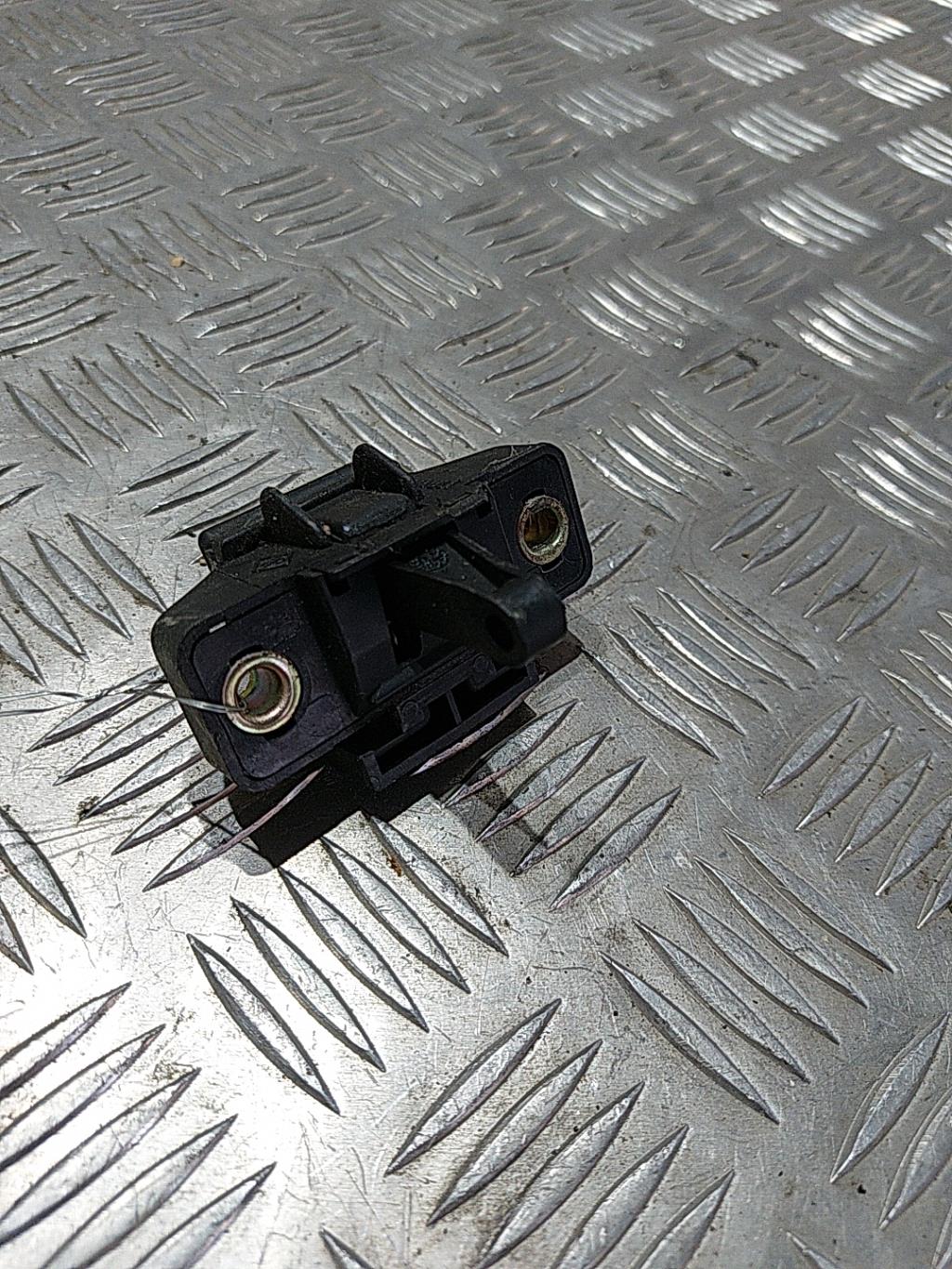 Serrure de hayon RENAULT TWINGO 1 PHASE 3 Essence - 1
