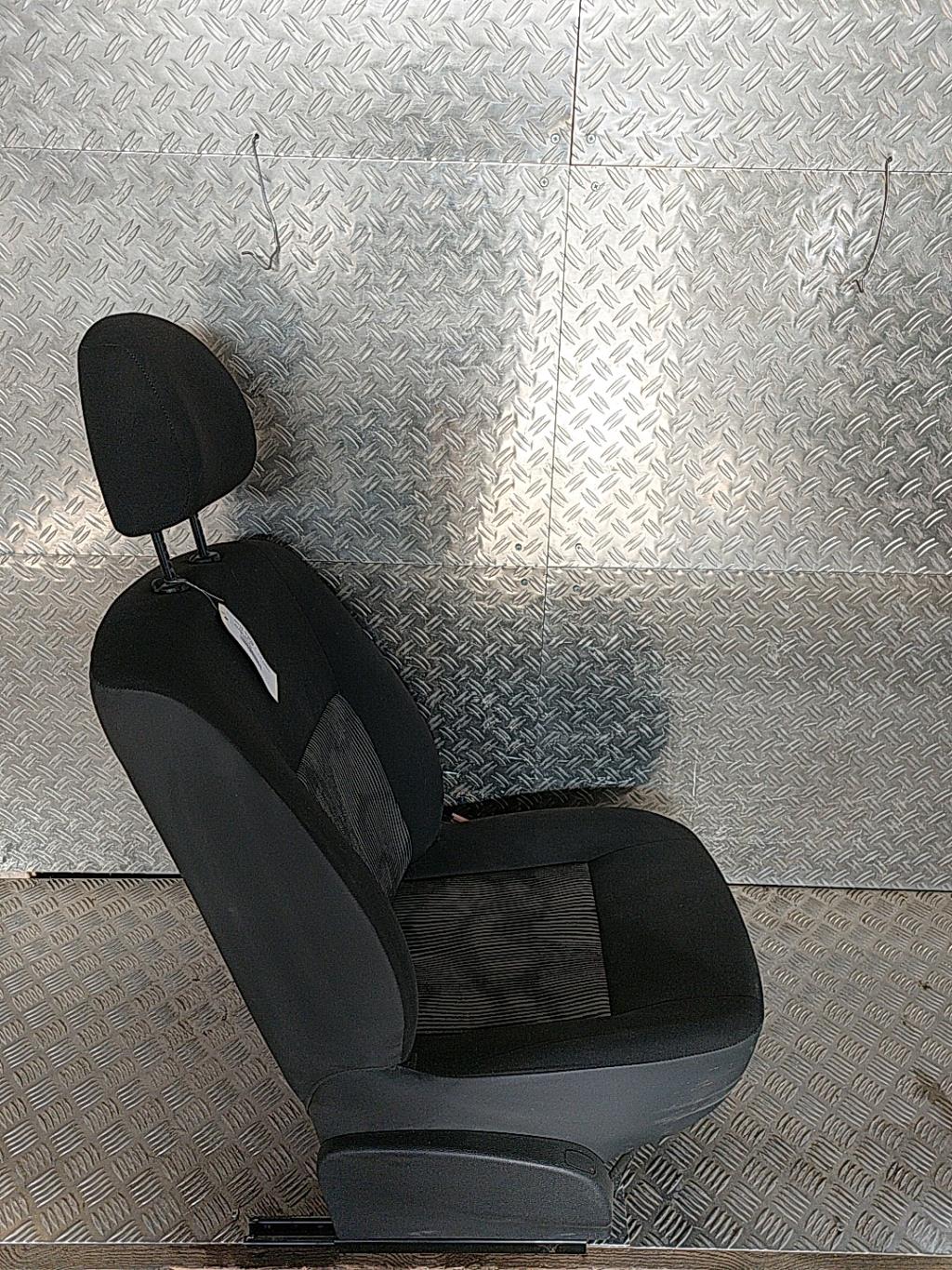 Sedile passeggero DACIA SANDERO 1 Gasolina/GLP - 1