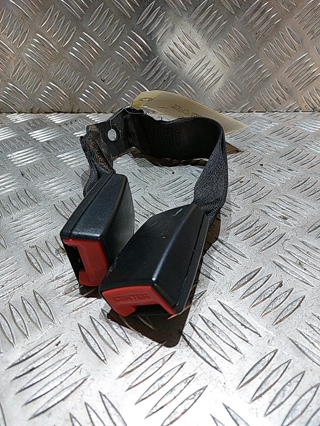 Aggancio cintura sicurezza posteriore destro BMW SERIE 1 E87 PHASE 1 Diésel - 1