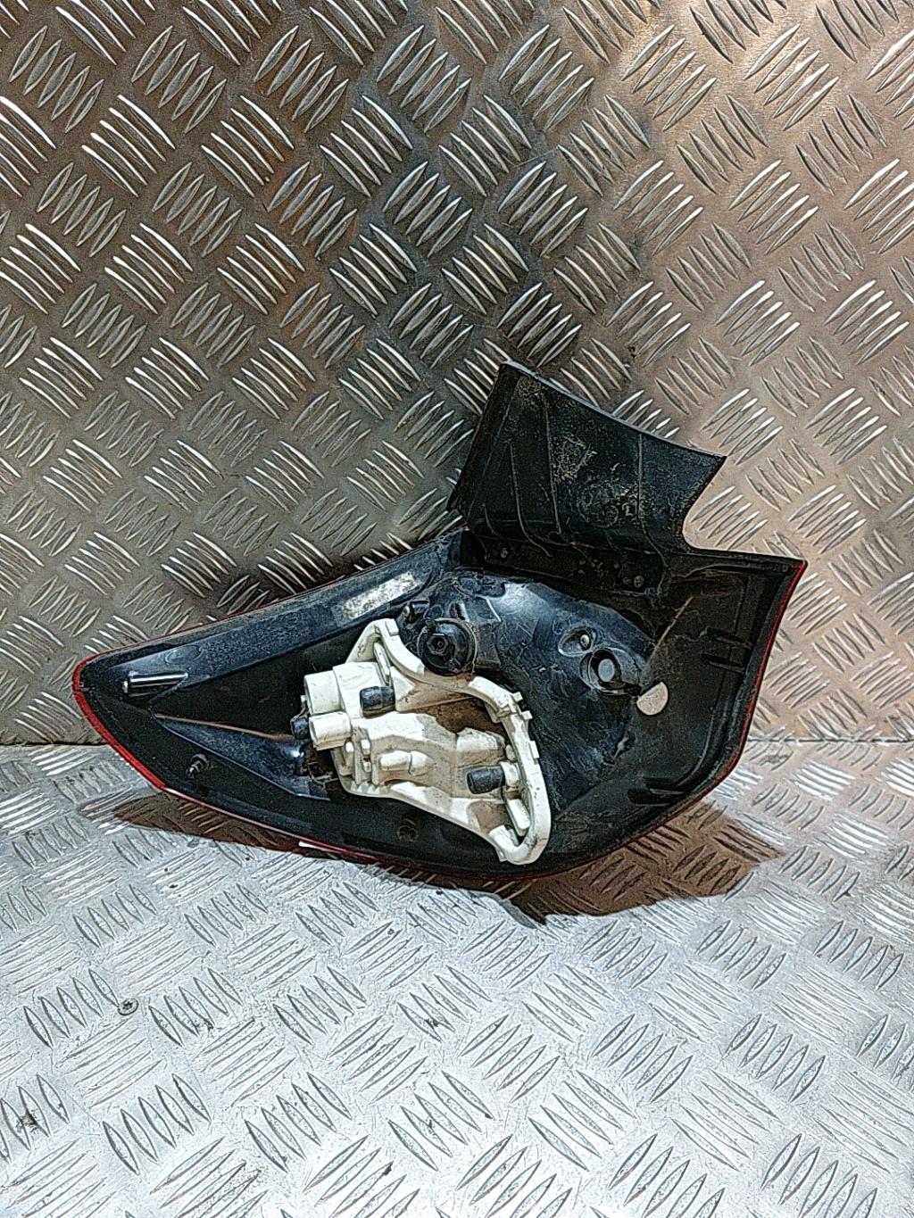 Fanale posteriore principale destro (luci) OPEL ASTRA J PHASE 1 Diésel - 1