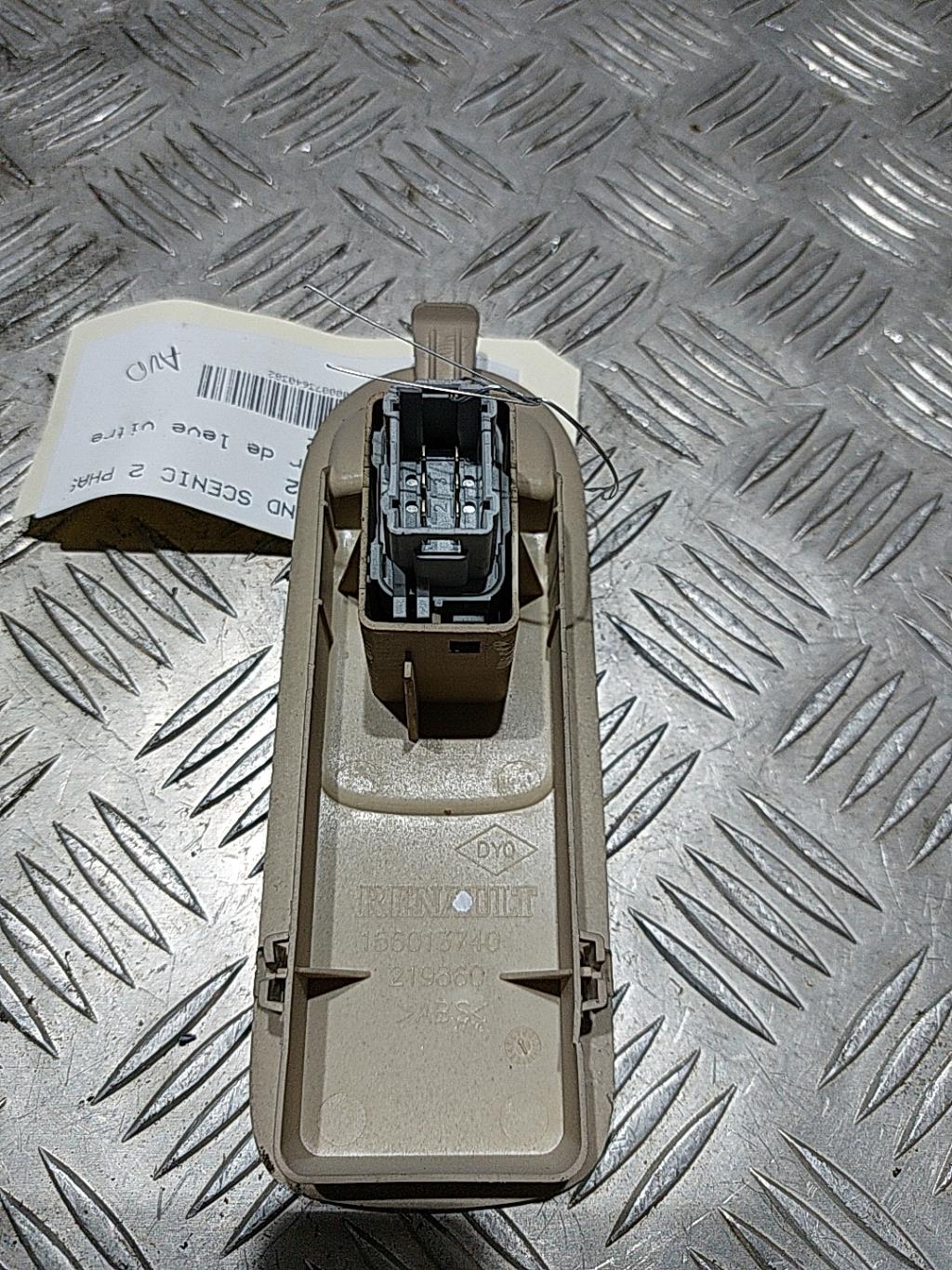 Interruttore lavacristalli anteriore destro RENAULT GRAND SCENIC 2 PHASE 2 Diésel - 1