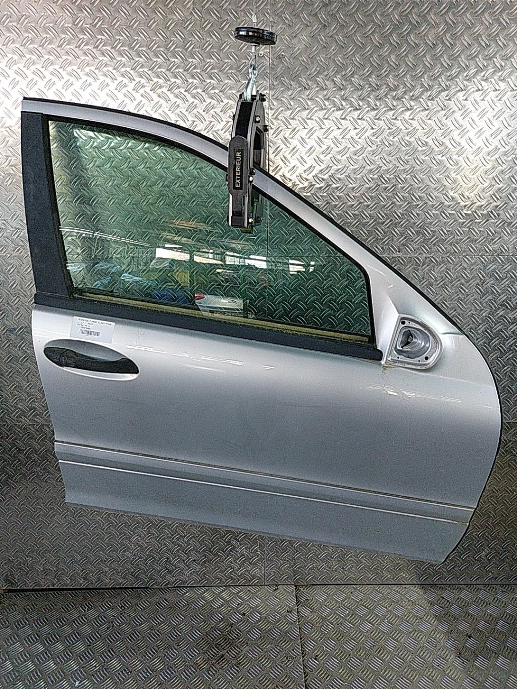 Portiera anteriore destra MERCEDES CLASSE C 203 PHASE 2 Diésel - 1