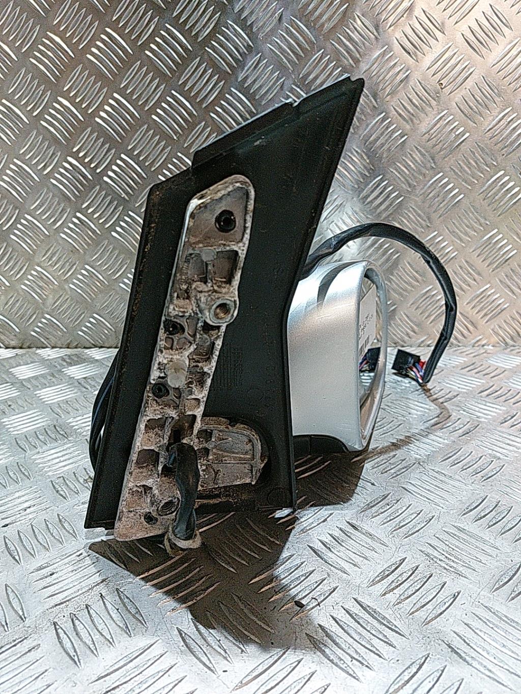 Retrovisor derecho VOLKSWAGEN GOLF PLUS PHASE 2 Diésel - 1