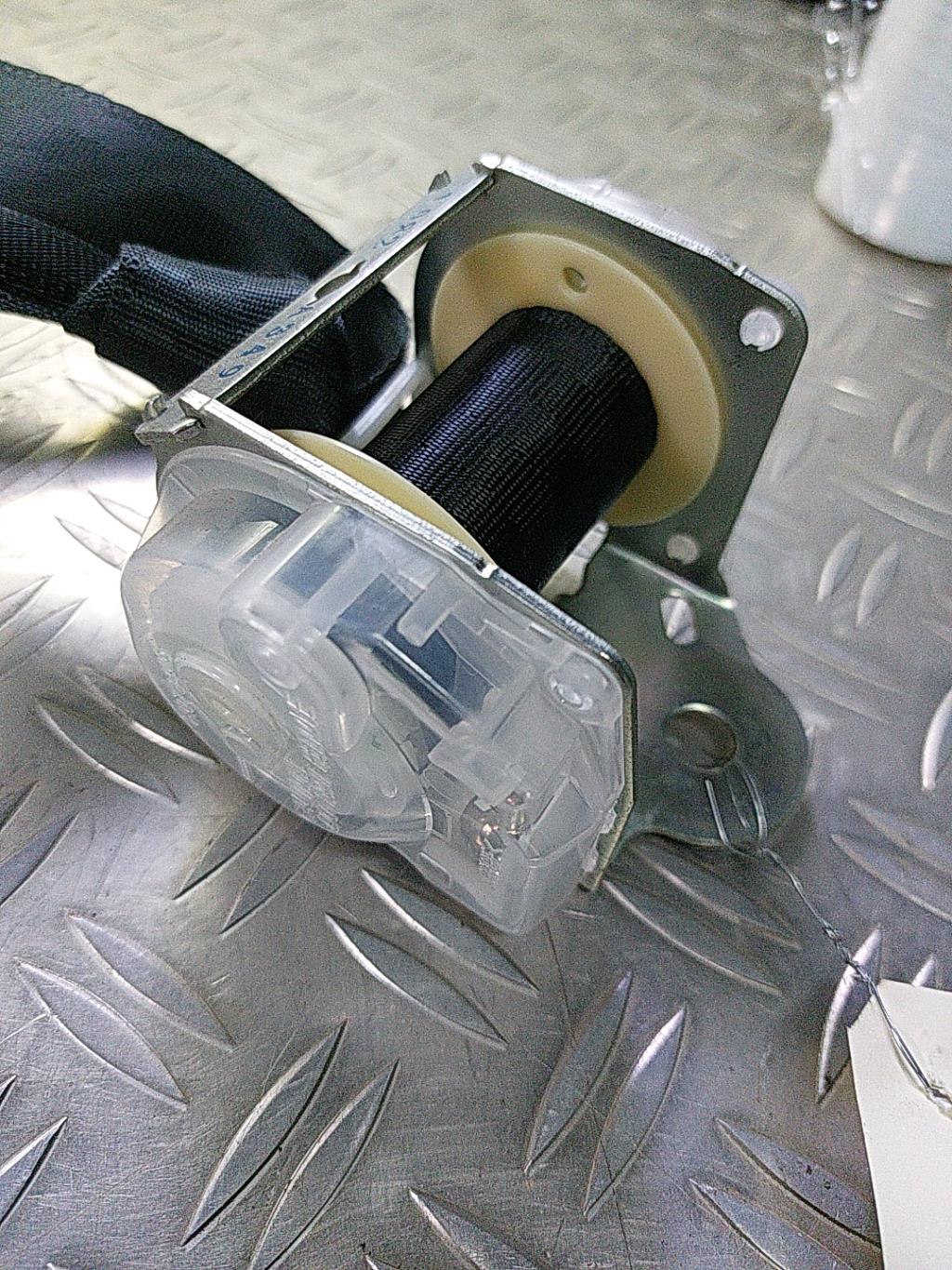 Cintura di sicurezza posteriore sinistra SUZUKI SWIFT 4 Gasolina - 1
